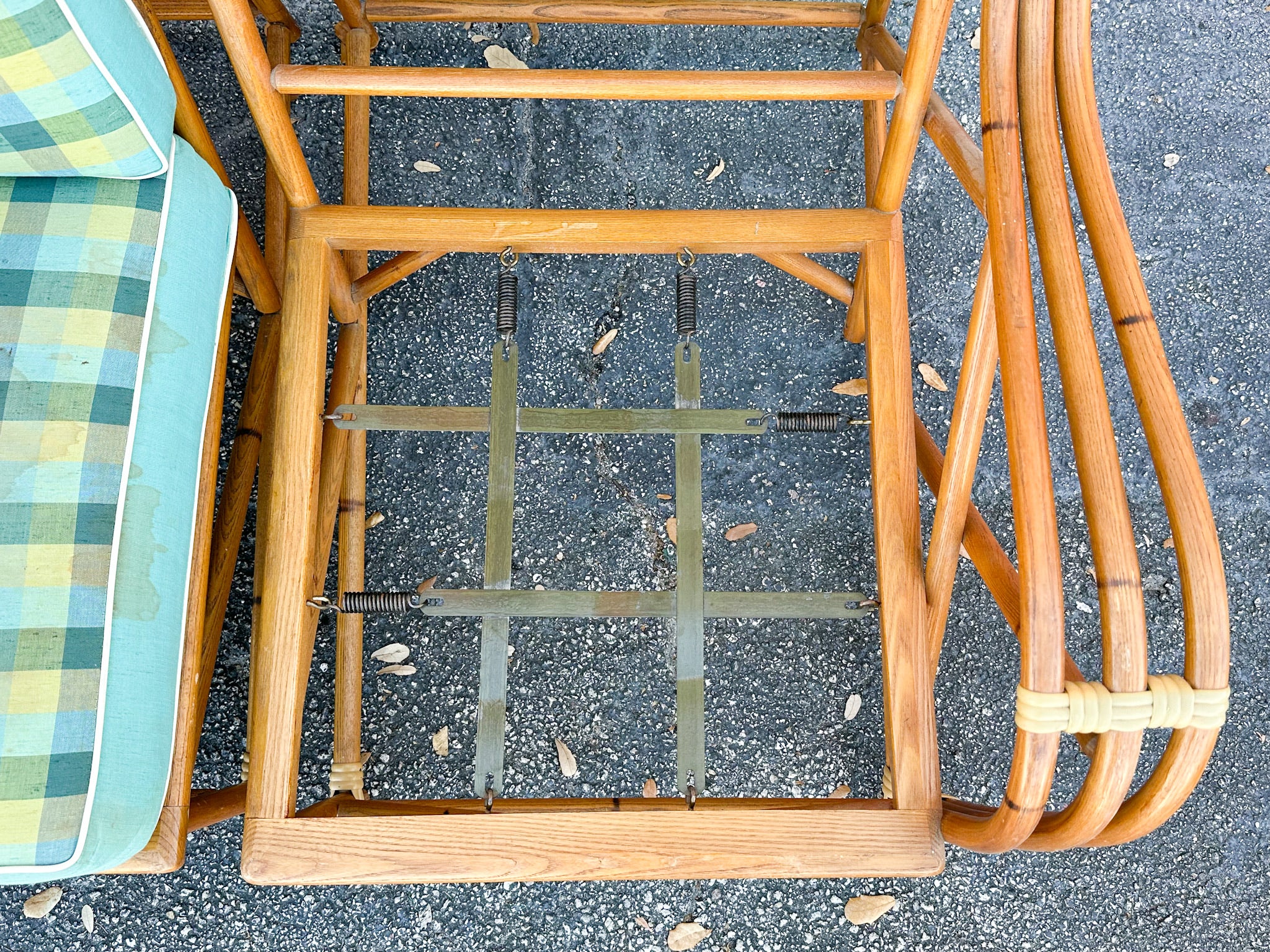1940s Heywood Wakefield Three Piece Rattan Sofa - Image 8