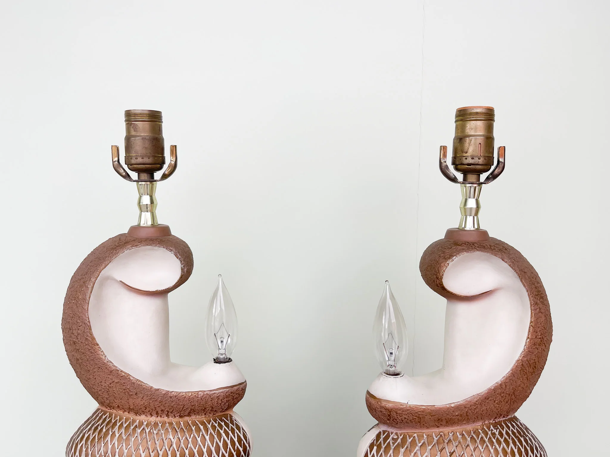 Pair of 1950s Sculptural Lamps - Image 2