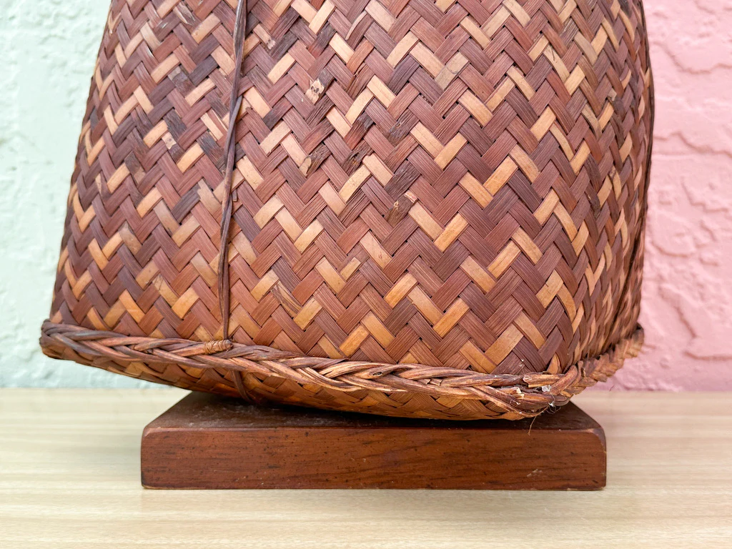 Shell Chic Basket Lamp - Image 4