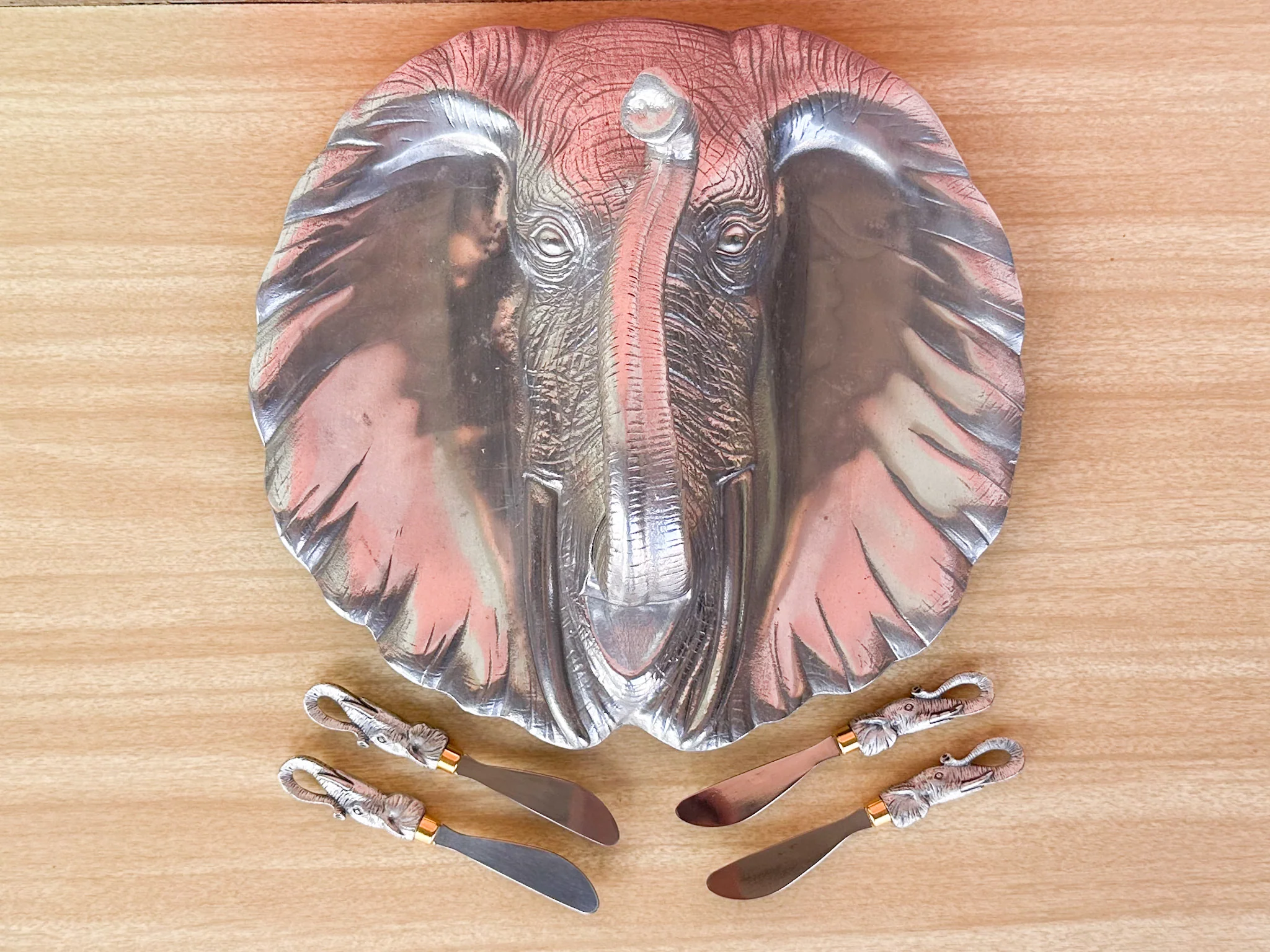 Arthur Court Elephant Serving Set - Image 2