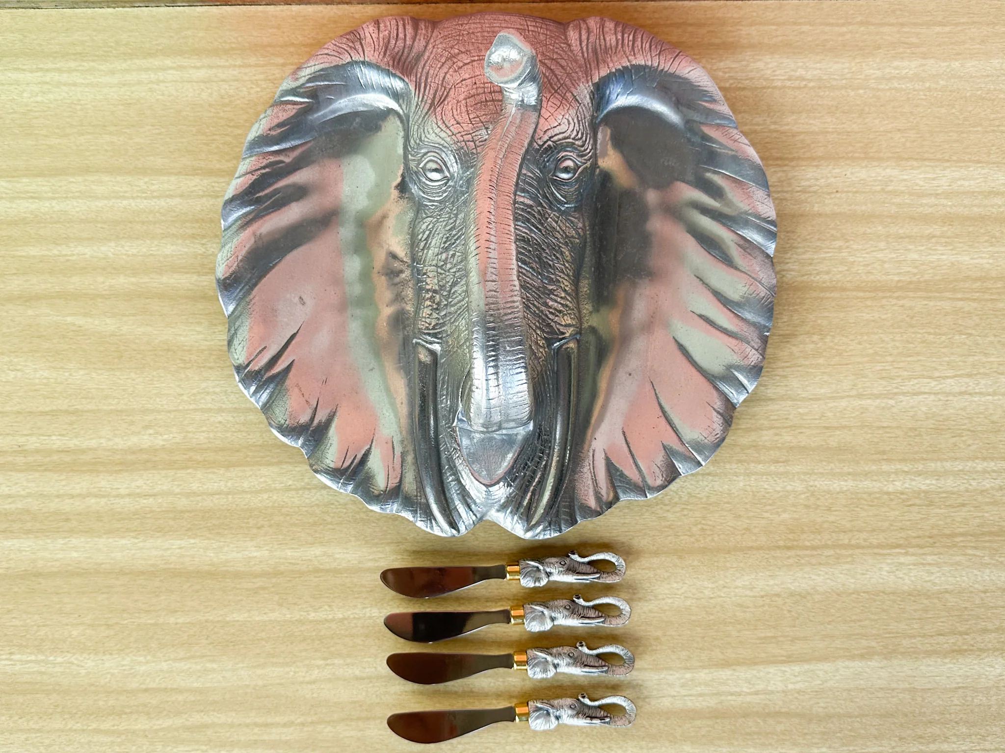 Arthur Court Elephant Serving Set - Image 3