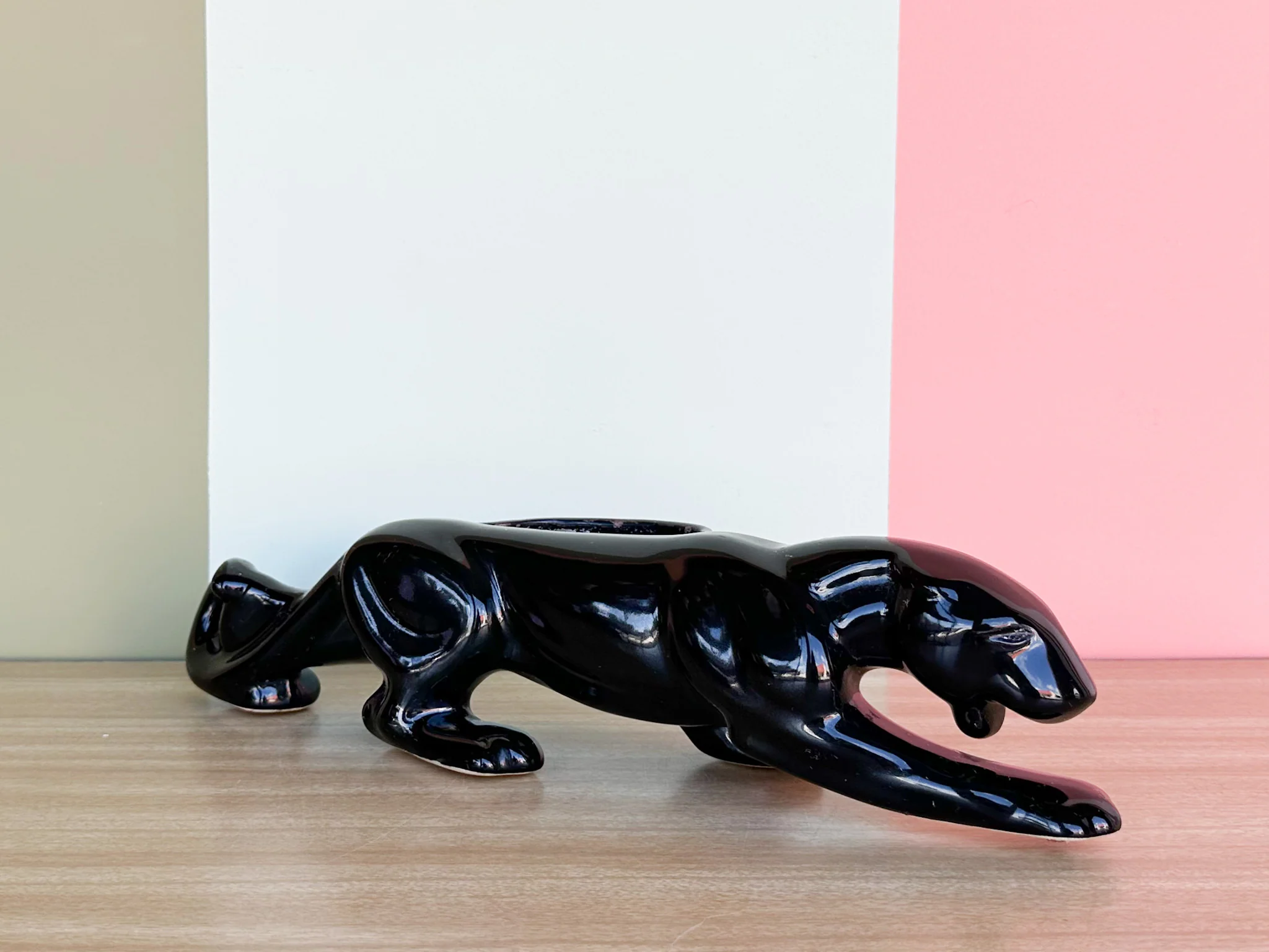 Black Florida Panther Planter - Image 3