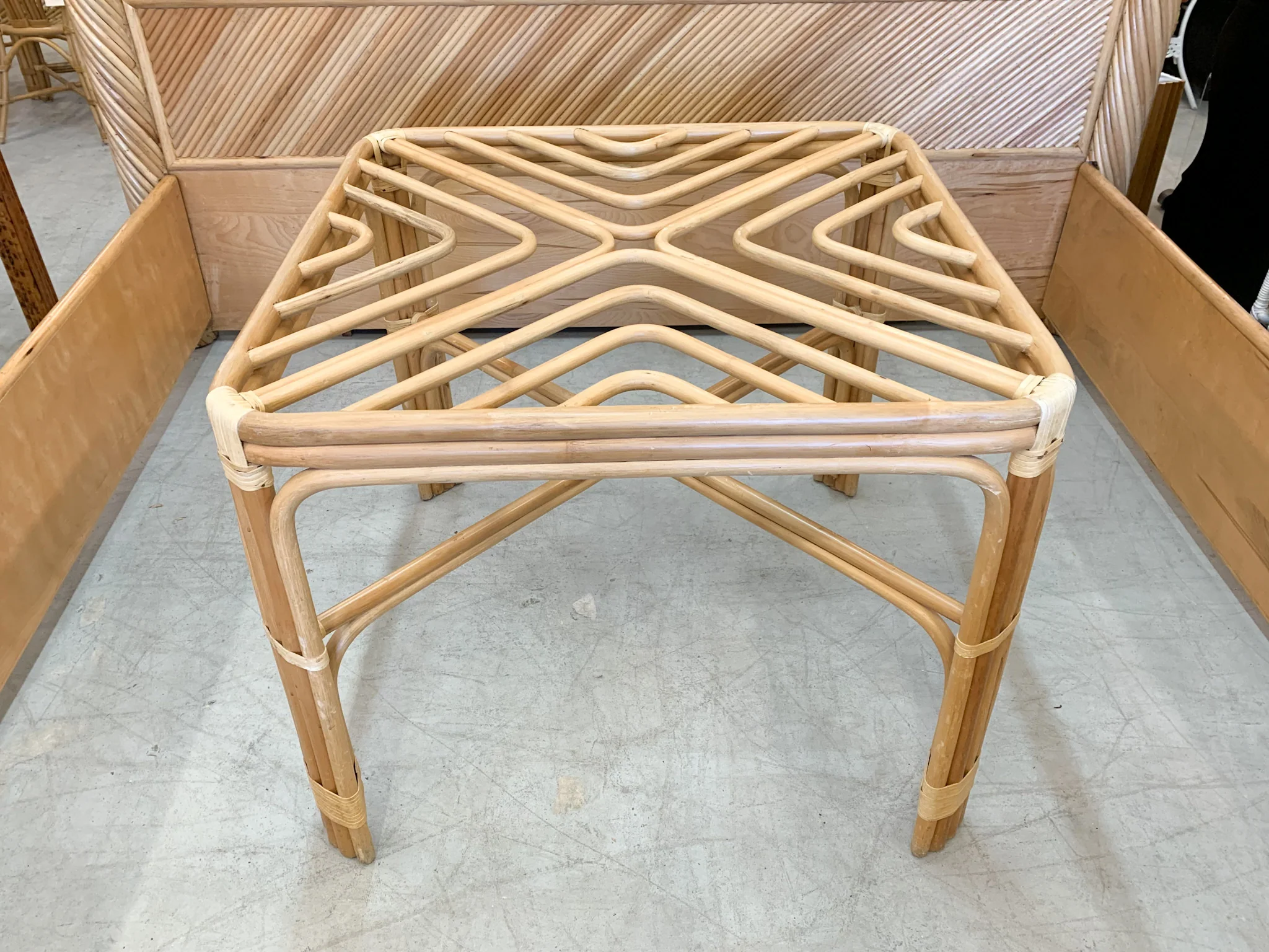 Brown Jordan Rattan Table and Chairs - Image 2