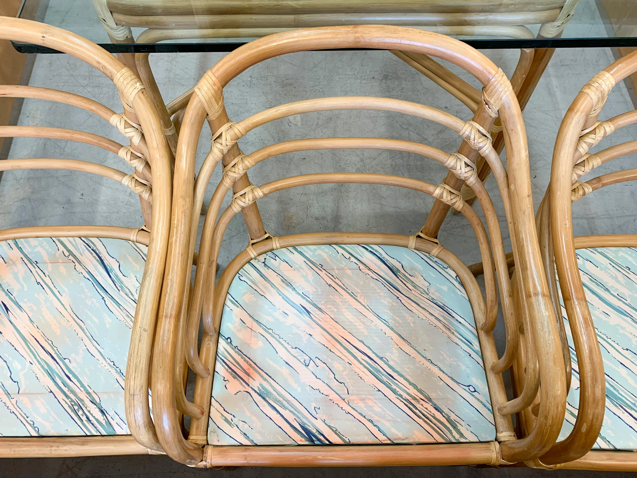 Brown Jordan Rattan Table and Chairs - Image 7