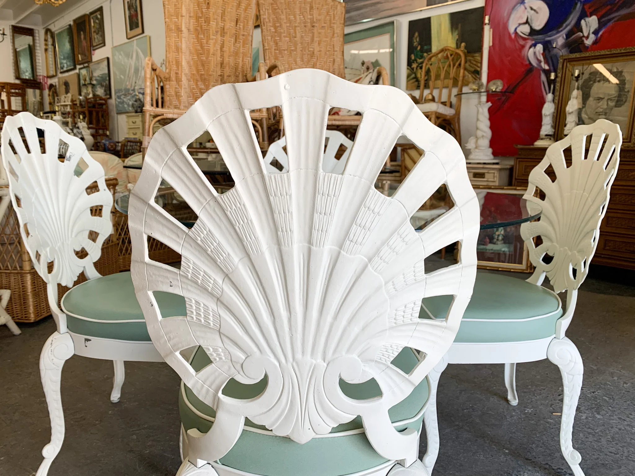 Brown Jordan Shell Back Outdoor Dining Set - Image 4