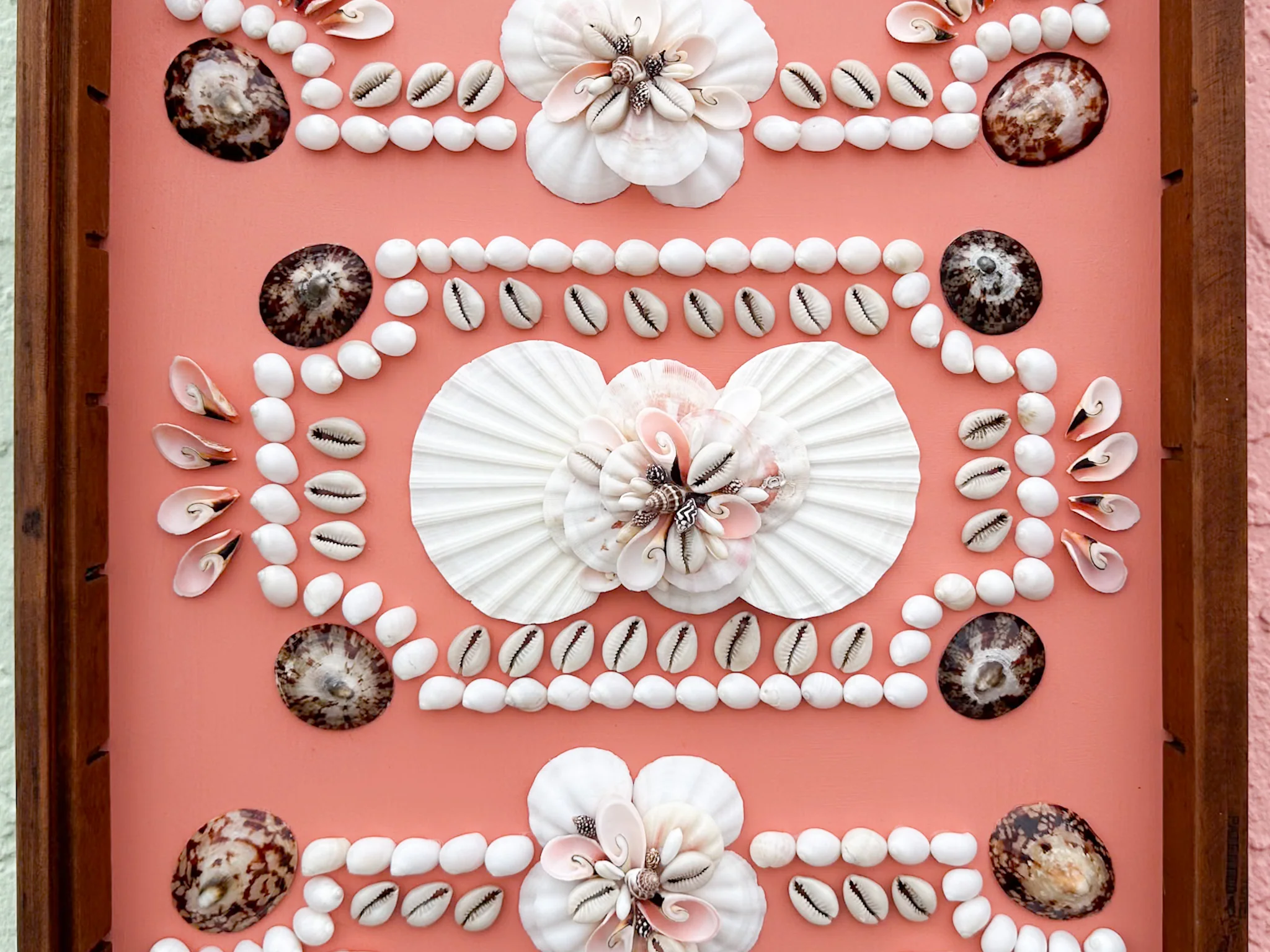 Chic Coral Shell Panel - Image 4