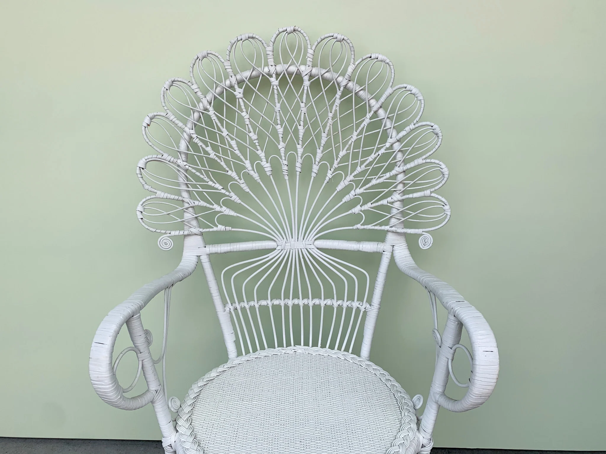 Chic Fiddlehead Statement Chair - Image 2