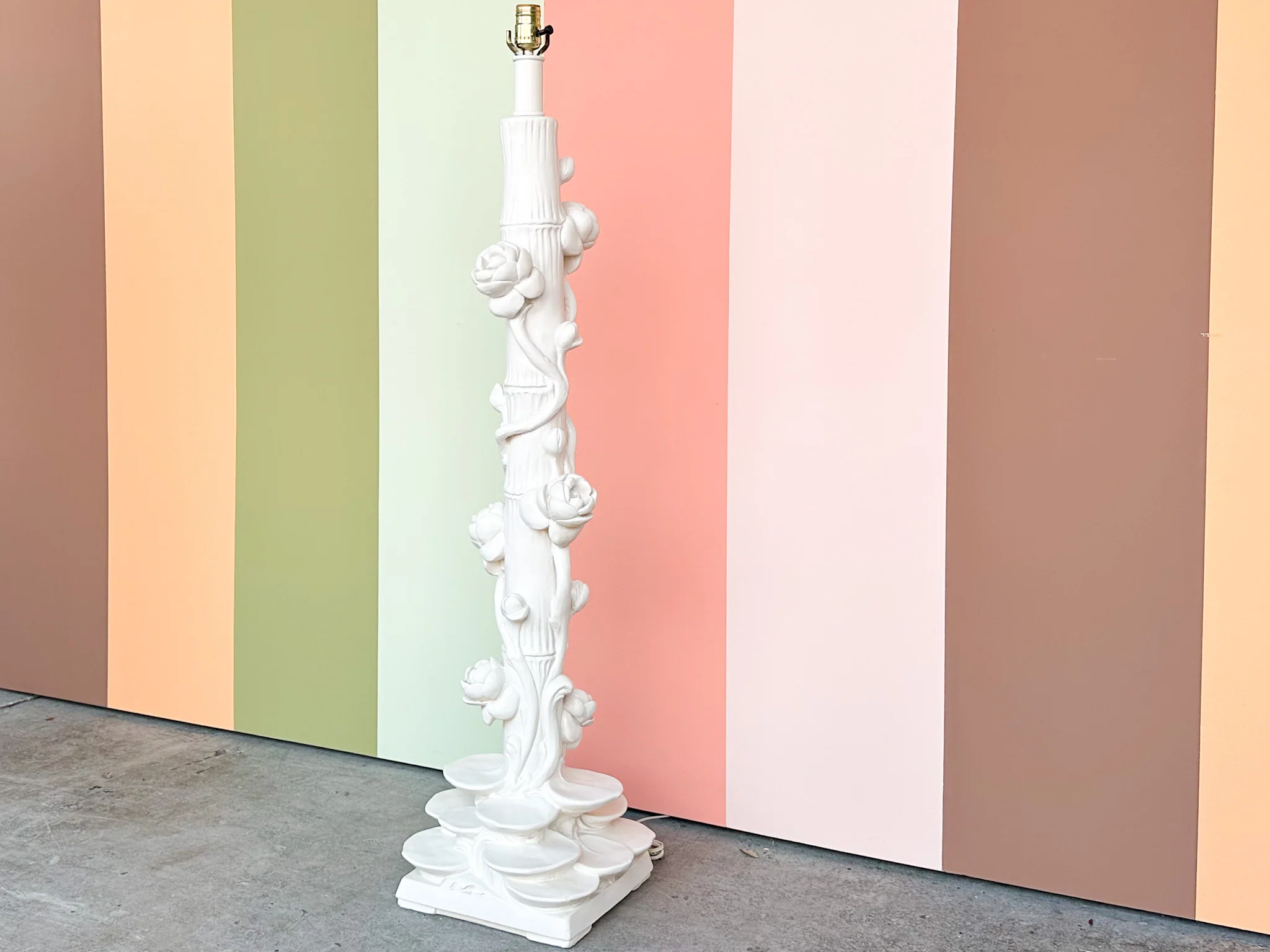 Chinoiserie Chic Lotus Floor Lamp - Image 8