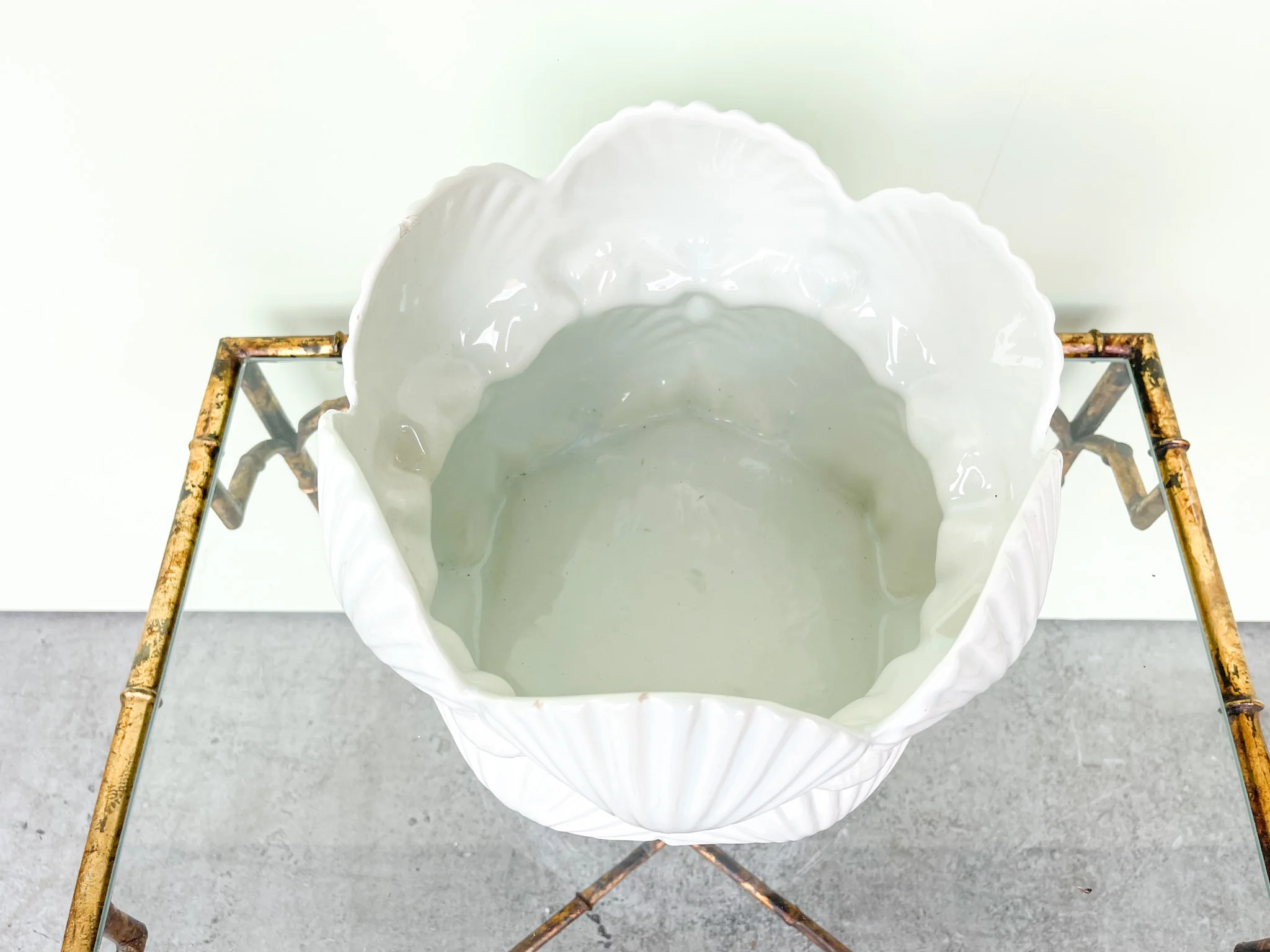 Clam Shell Cachepot - Image 2