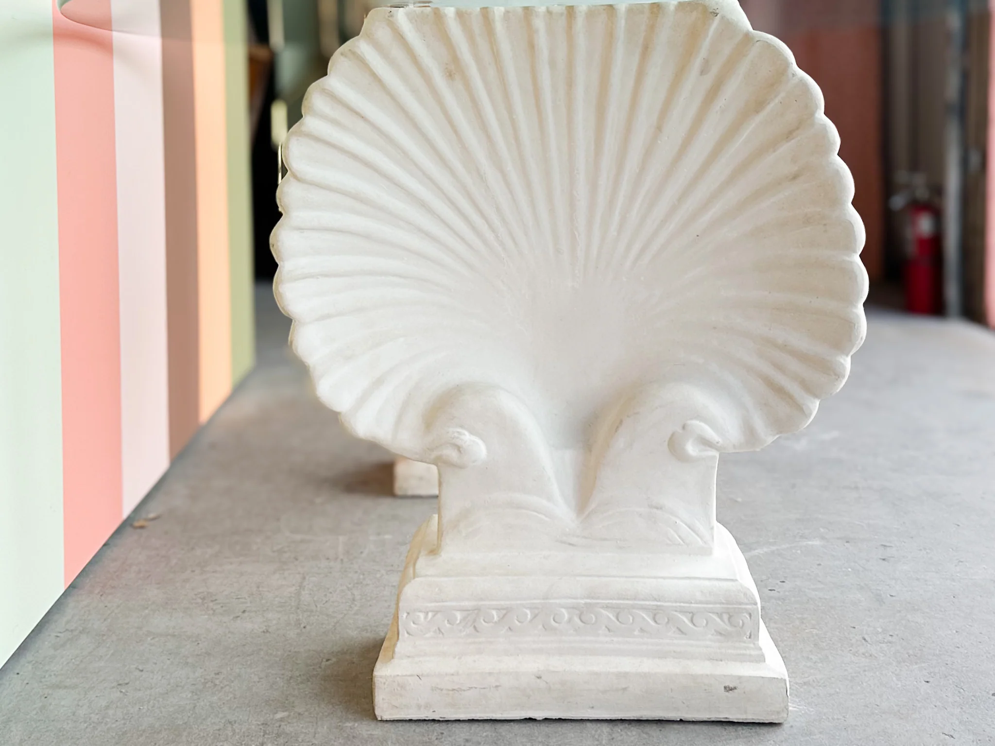 Coastal Chic Shell Dining Table - Image 5