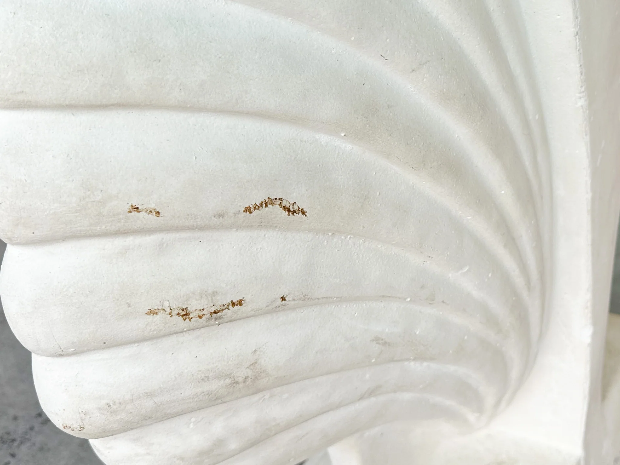 Coastal Chic Shell Dining Table - Image 7