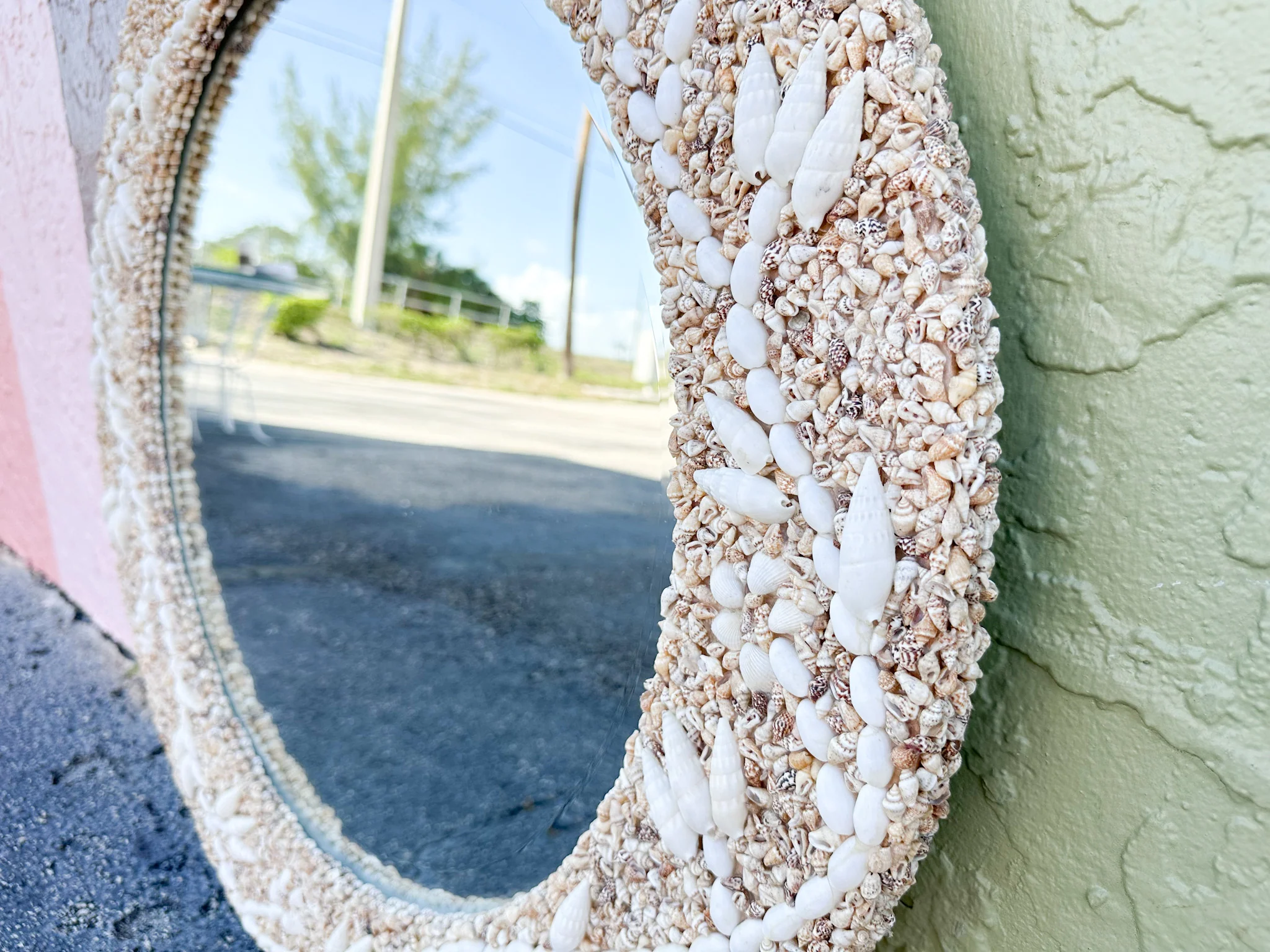 Coastal Round Shell Mirror - Image 8