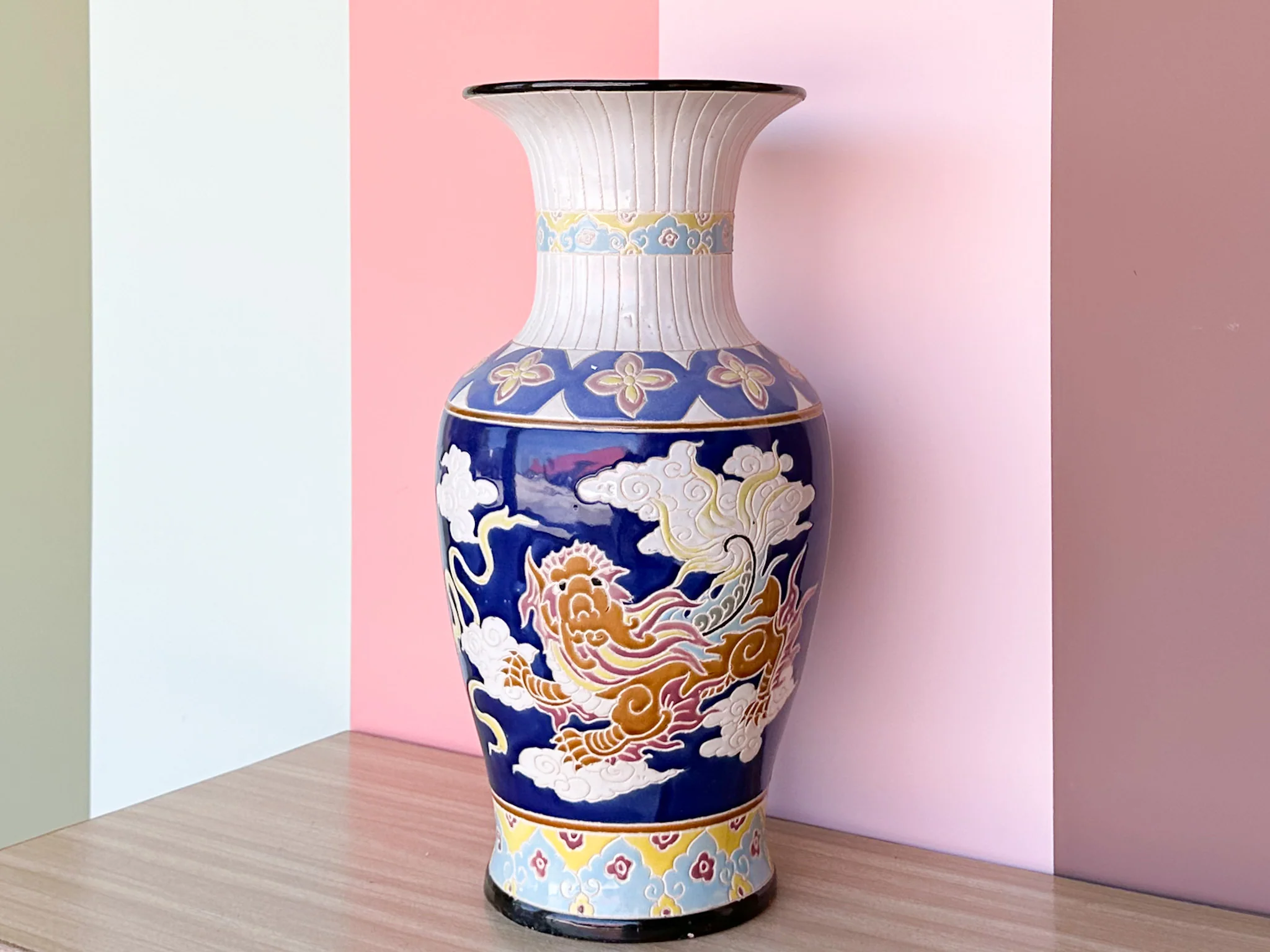 Colorful Dragon Vase - Image 3