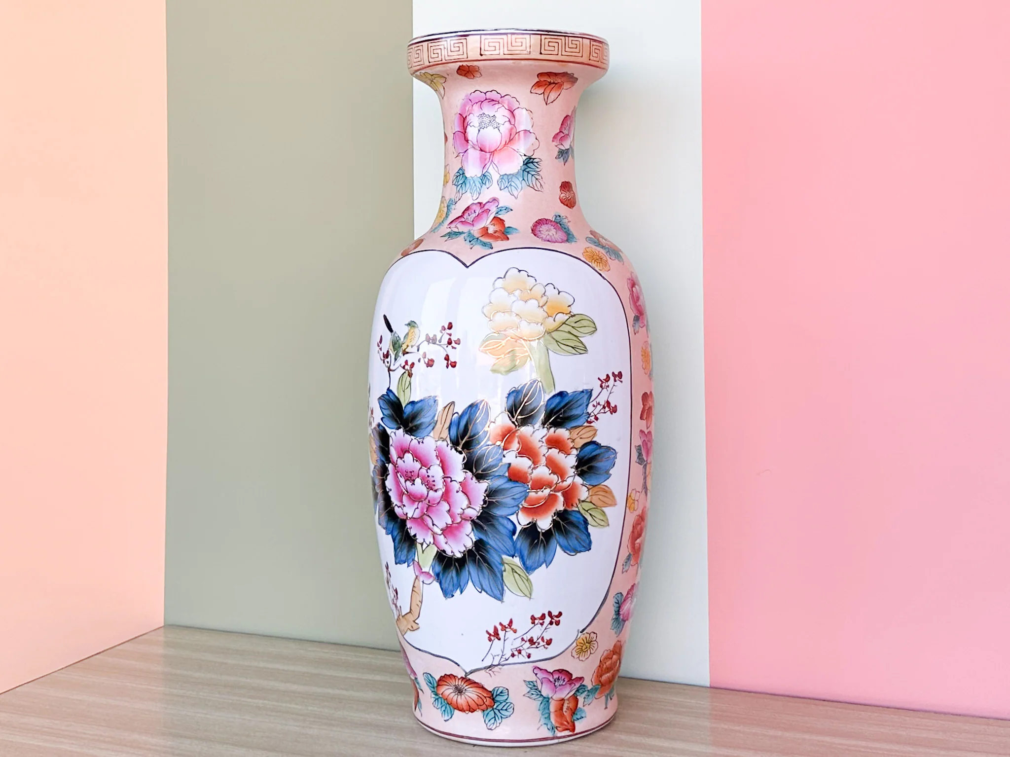 Colorful Large Chinoiserie Vase - Image 6