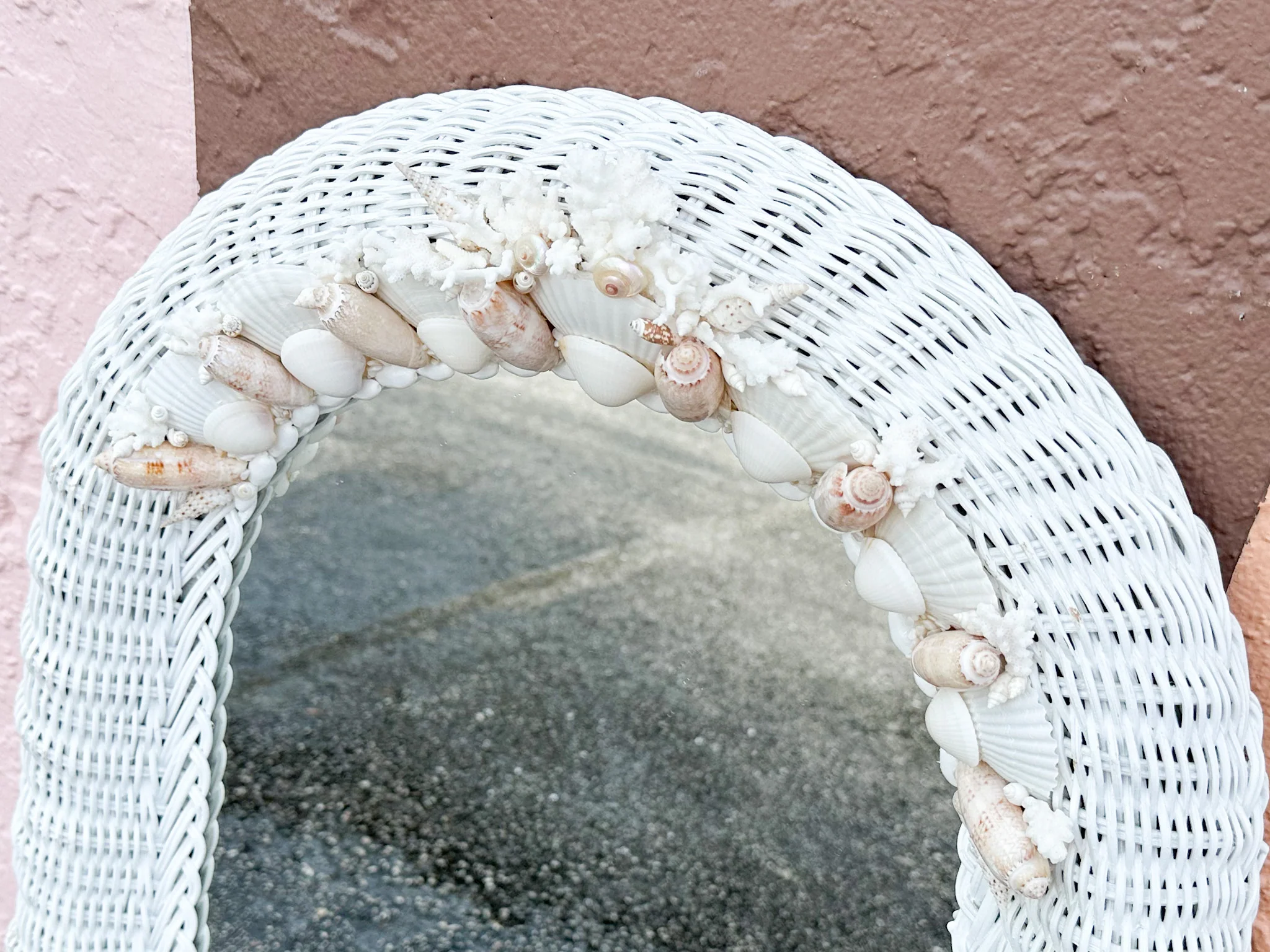 Cute Oval Wicker Shellegance Mirror - Image 3