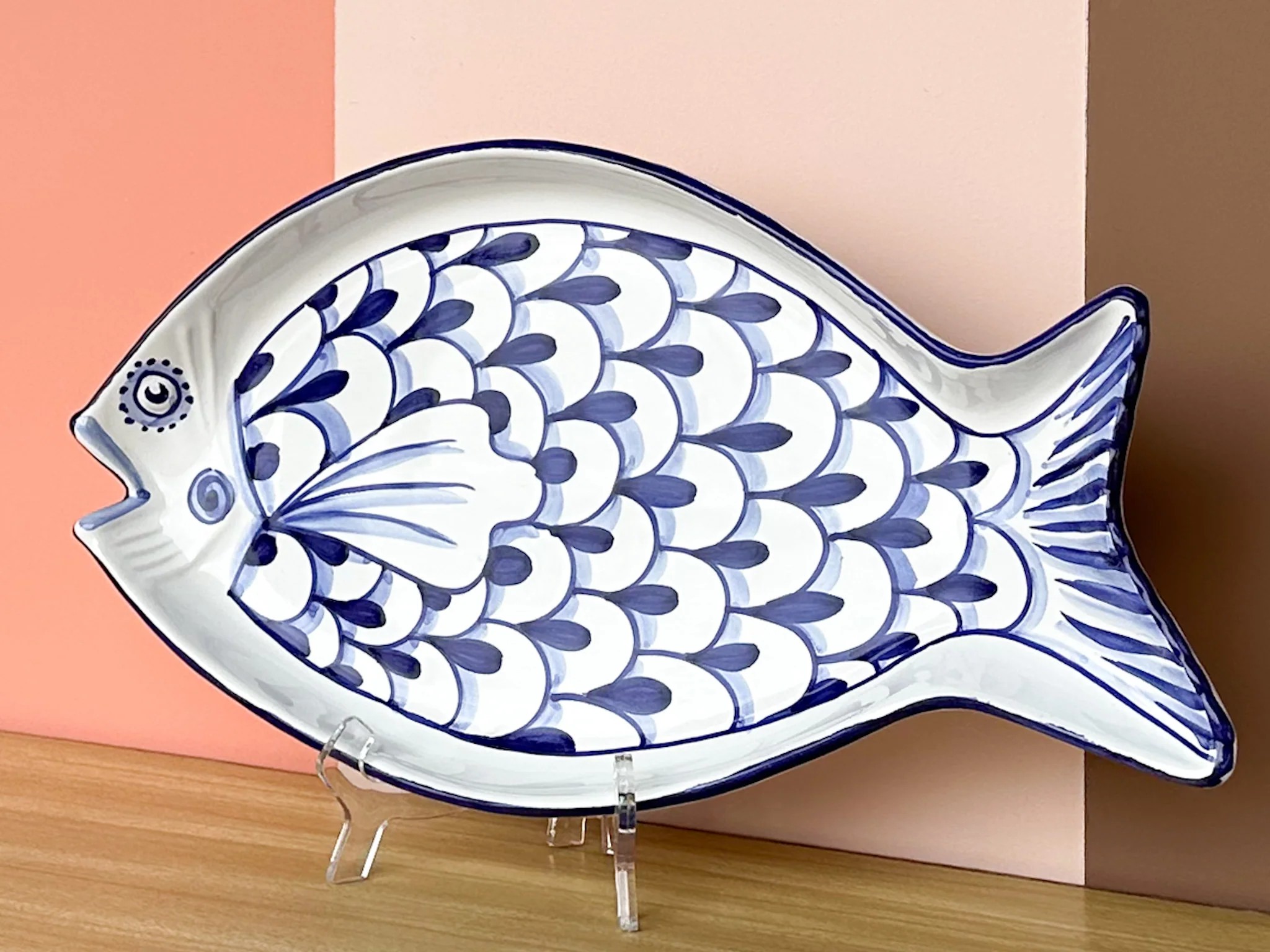 Deruta Italian Hand Painted Fish Platter - Image 2
