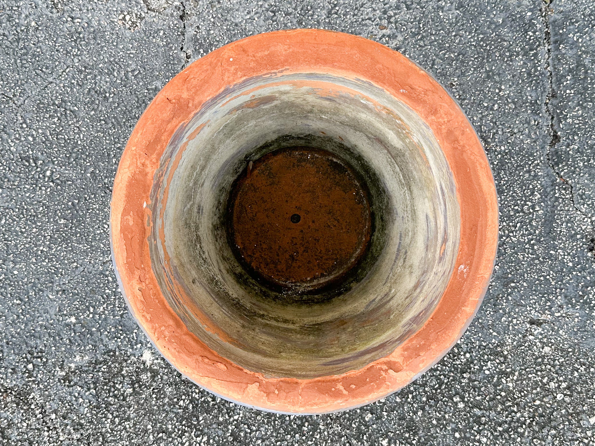 Distressed Omega Planter - Image 5