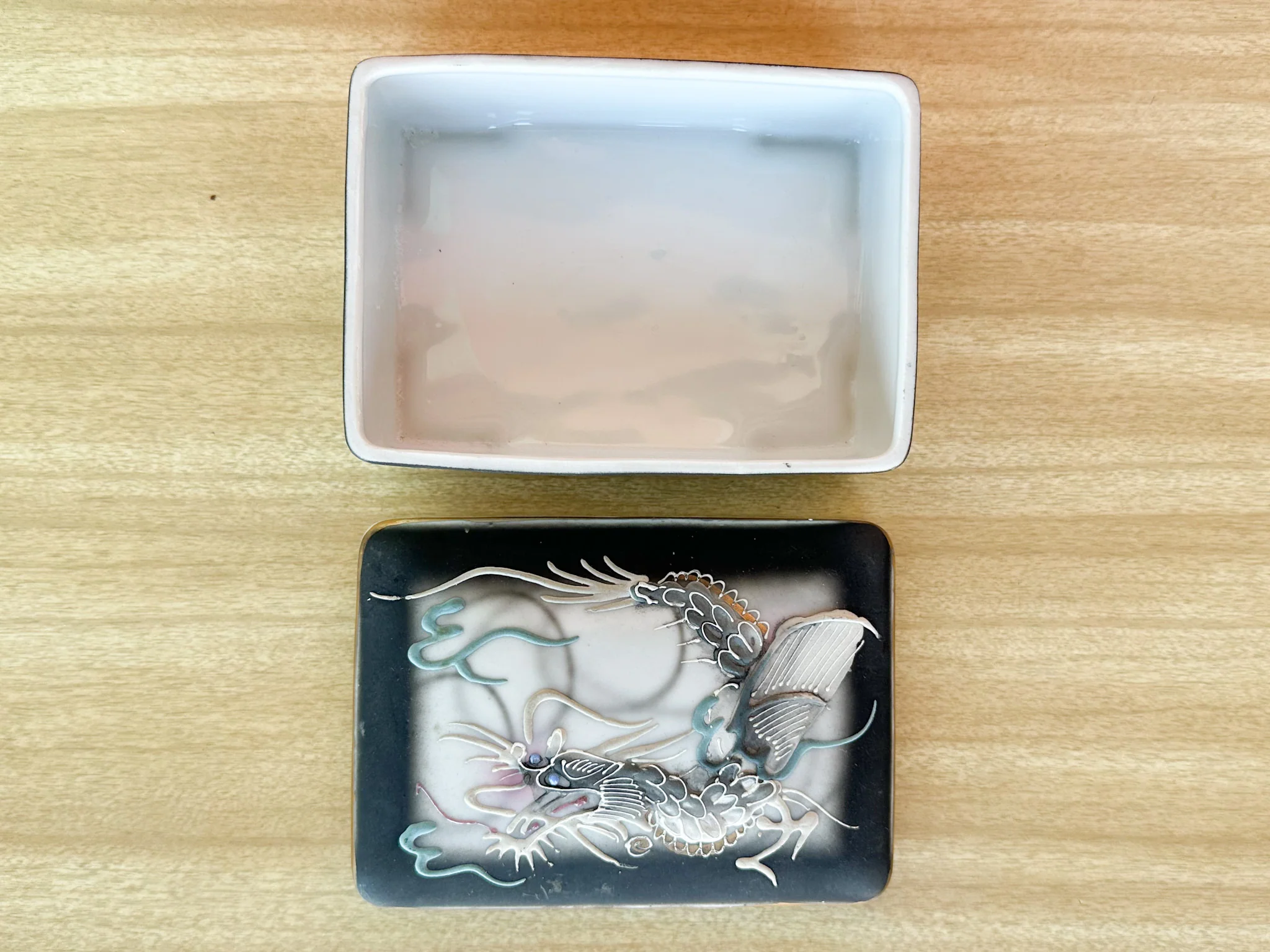 Dragonware Tea Set - Image 10