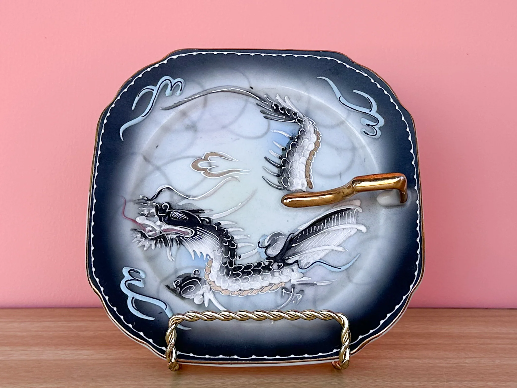 Dragonware Tea Set - Image 11