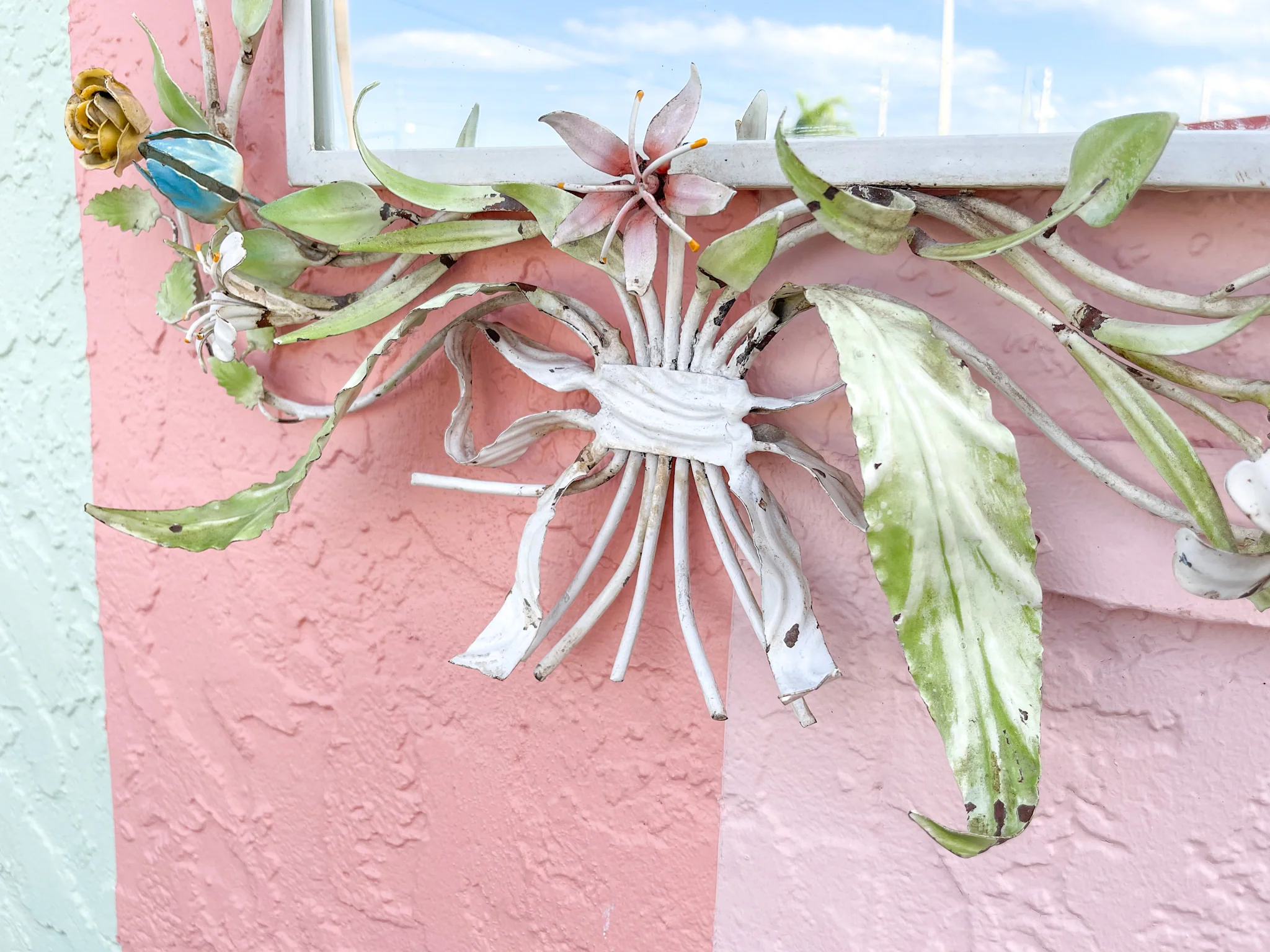 Fab Floral Tole Mirror - Image 5