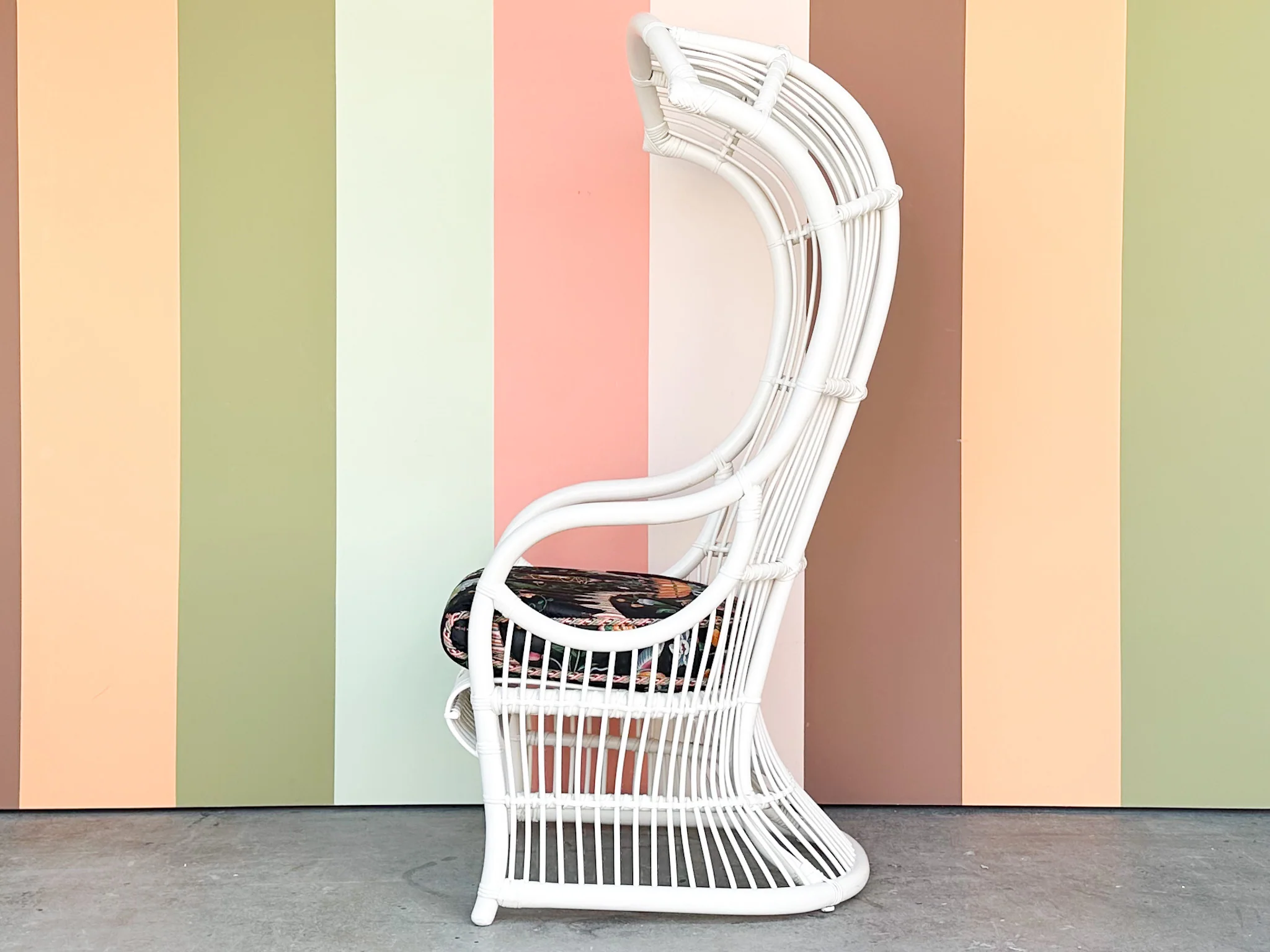 Fab Hooded Rattan Chair - Image 9