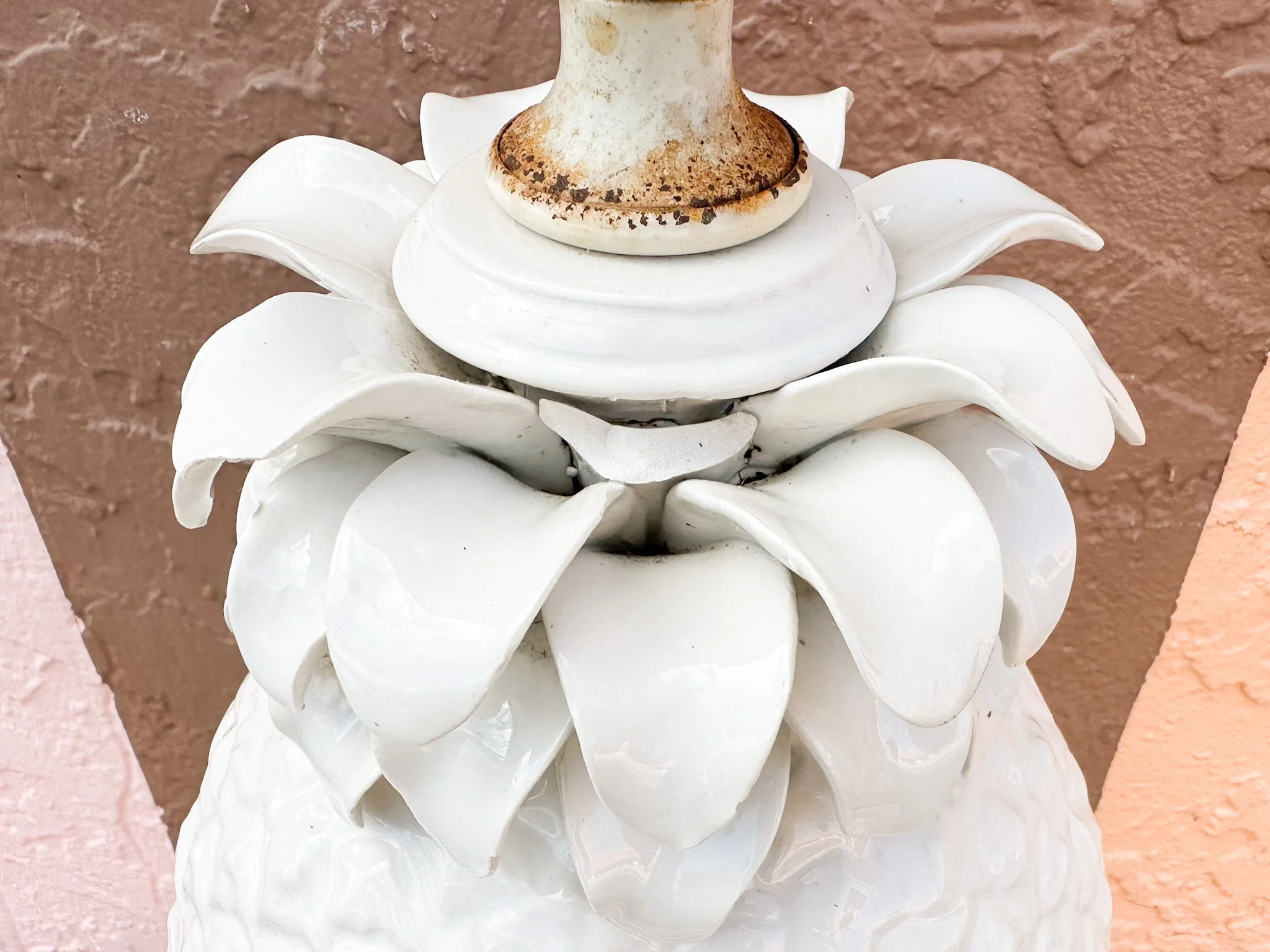 Fab Italian Pineapple Lamp - Image 5