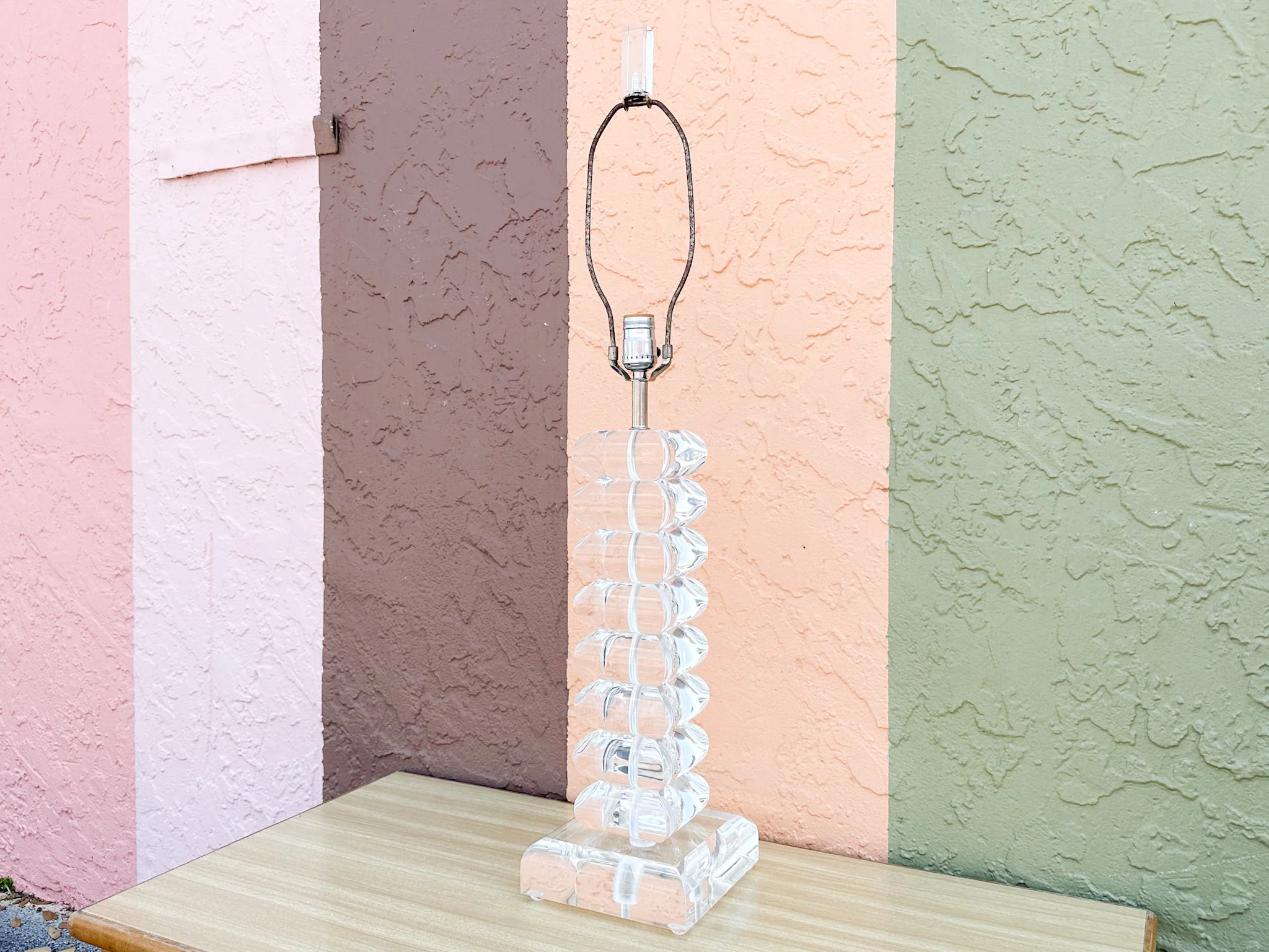 Fab Lucite Bubble Lamp - Image 7