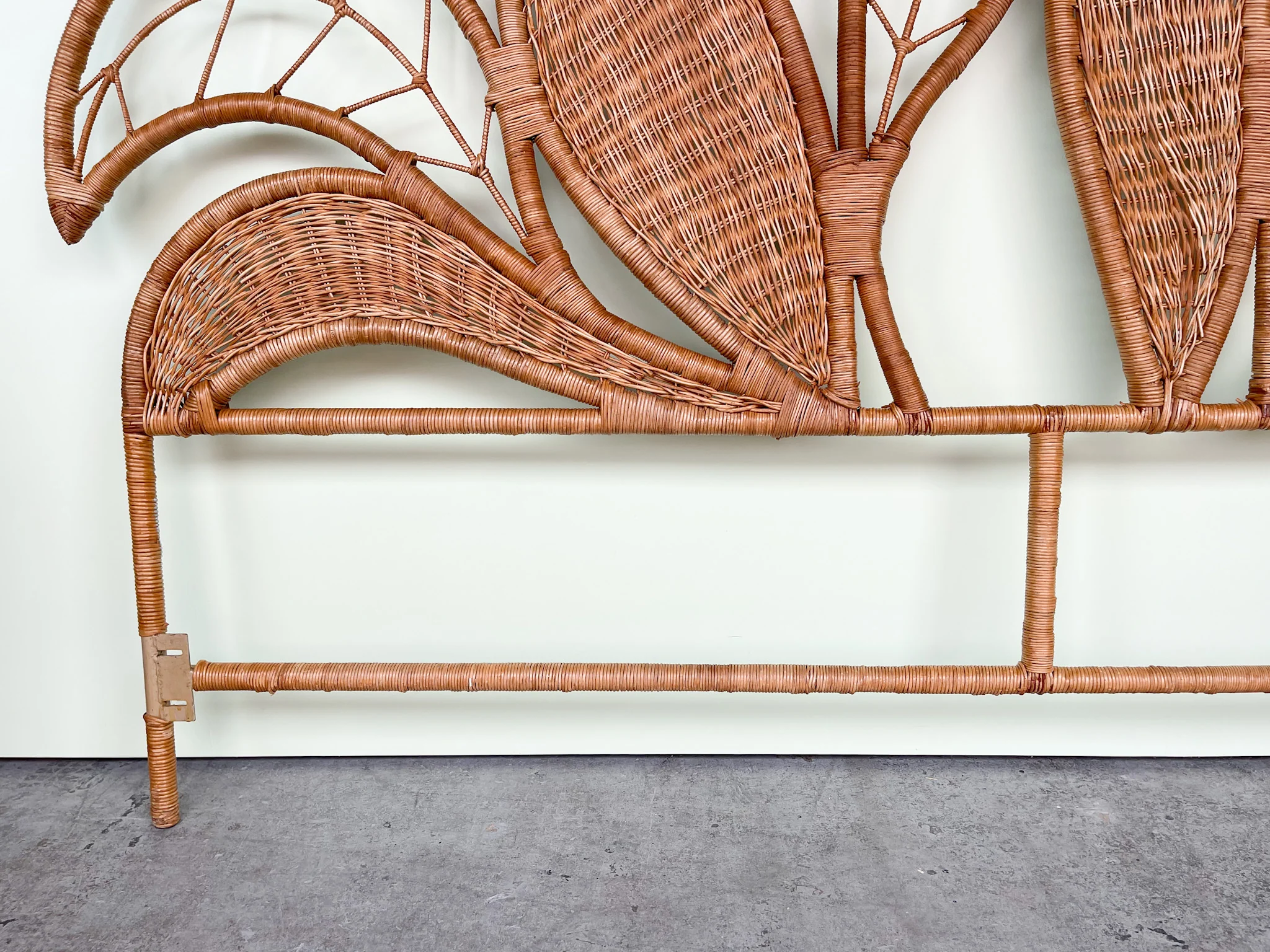 Fab Rattan Palm Leaf King Headboard - Image 4