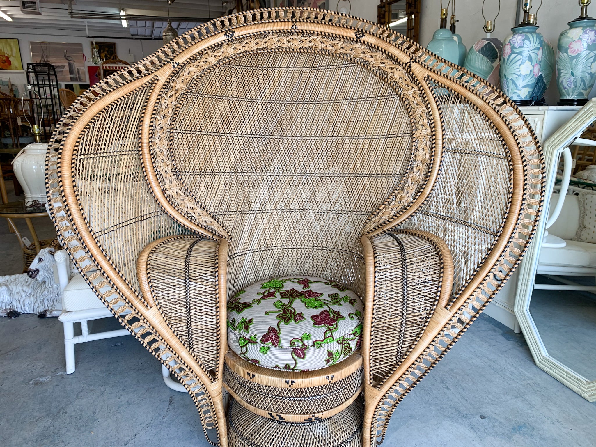 Fabulous Rattan Peacock Chair - Image 4