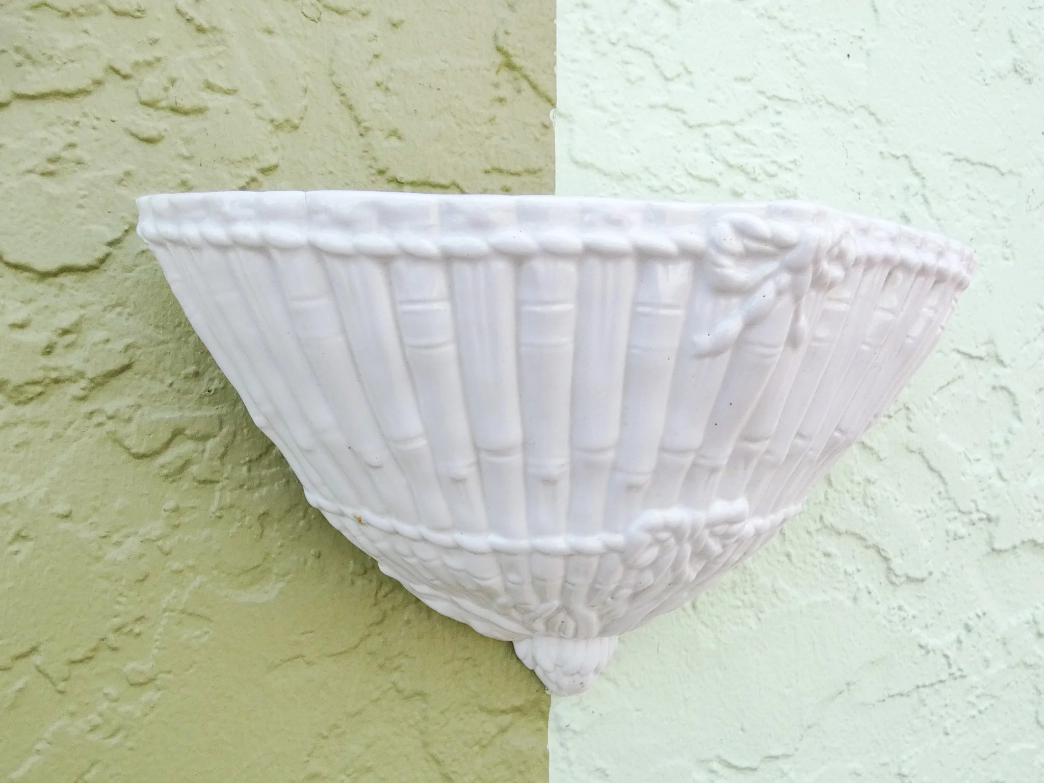 Faux Bamboo Ceramic Wall Pocket - Image 3