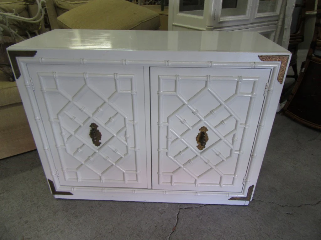 Faux Bamboo Hollywood Regency Cabinet - Image 7