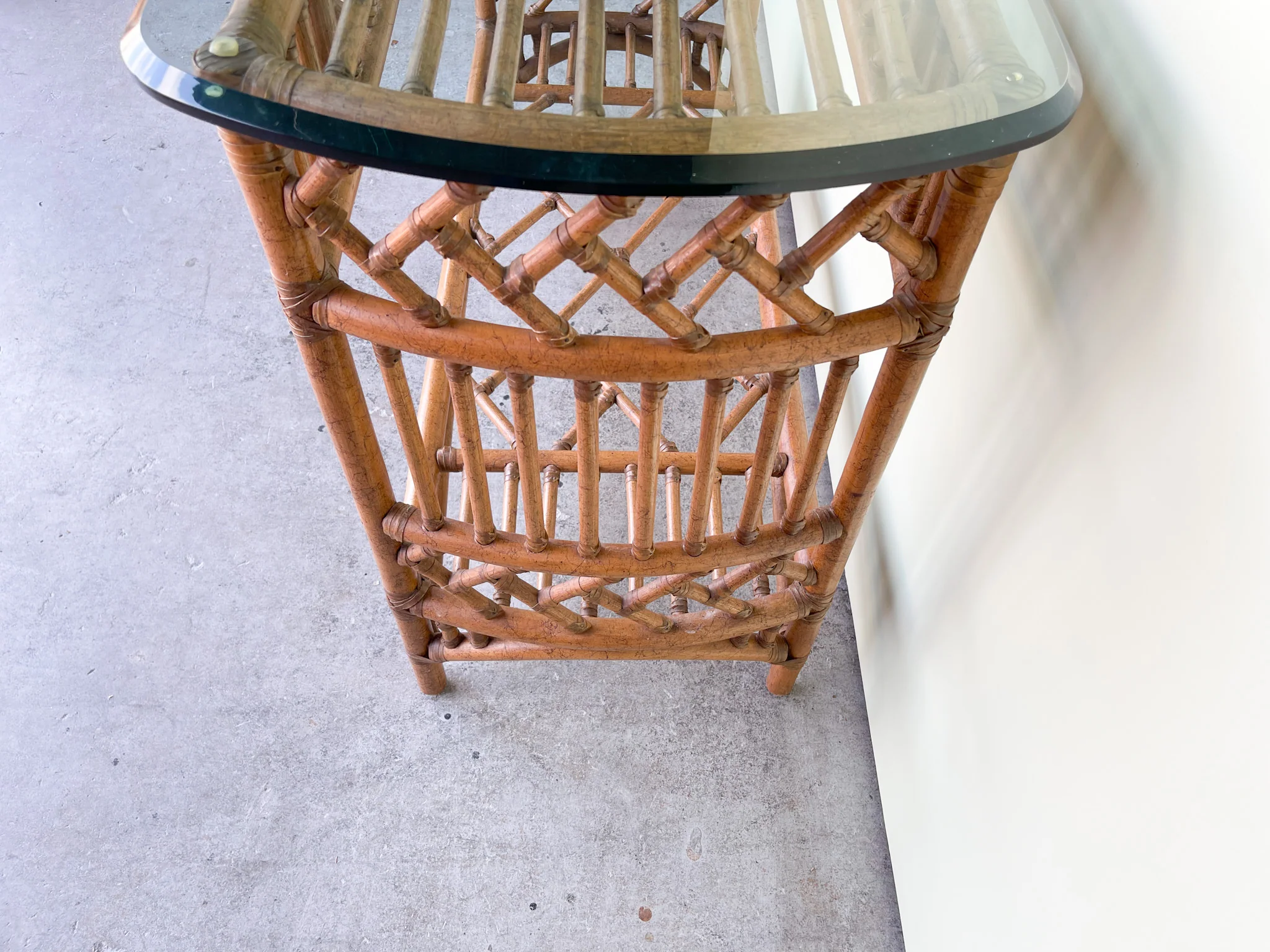 Ficks Reed Chippendale Rattan Console - Image 4