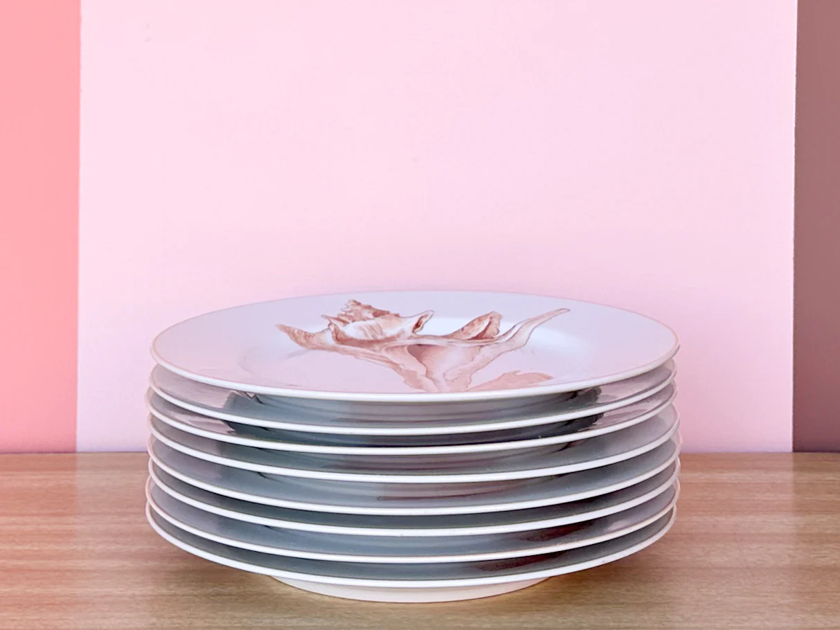 Set of Twenty Four Fitz and Floyd Coquille Dishes - Image 7