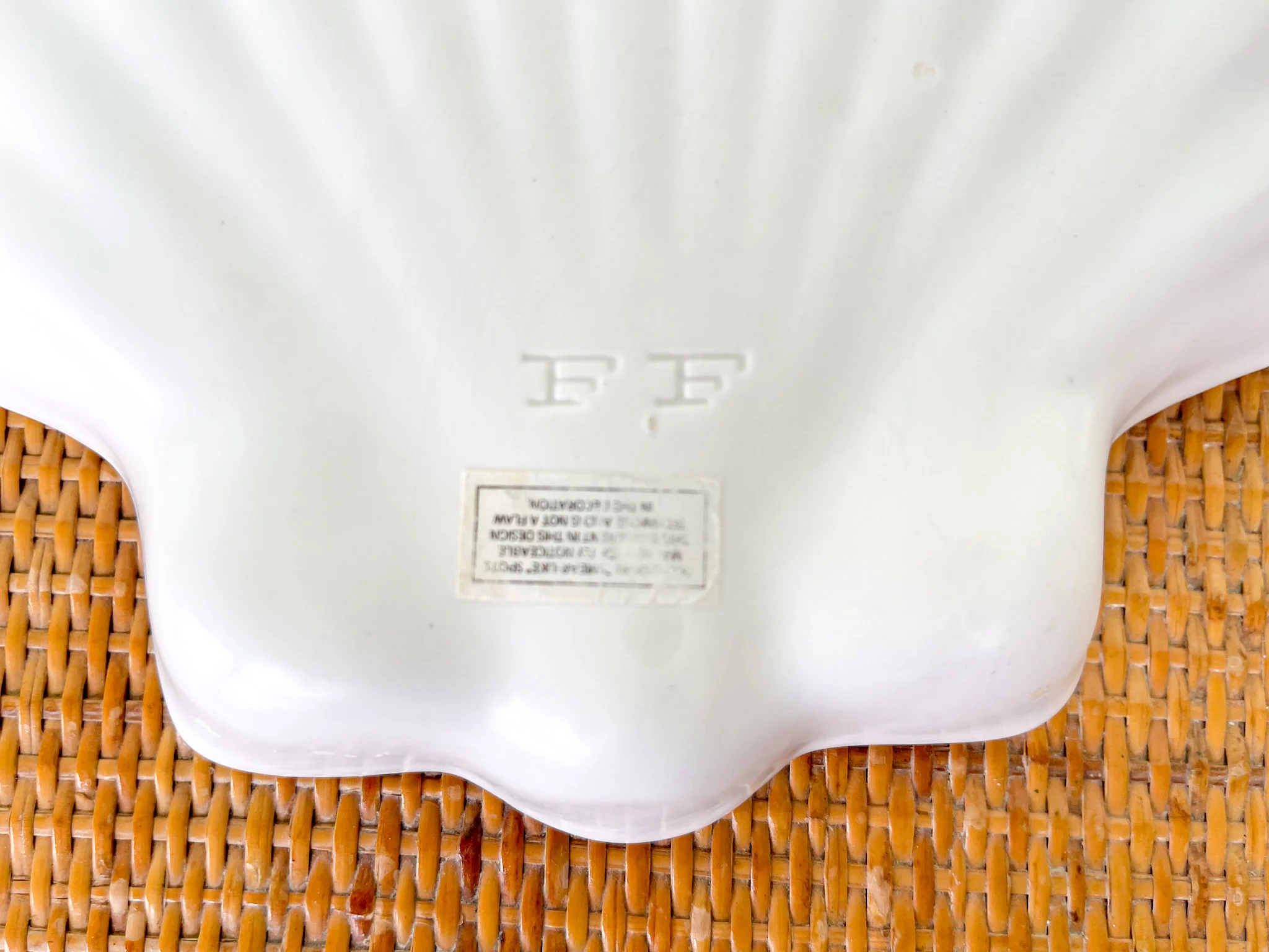 Fitz and Floyd Shell Dish Set - Image 5