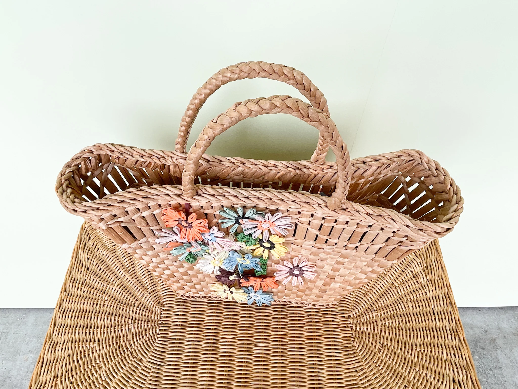 Flower Power Woven Bag - Image 3