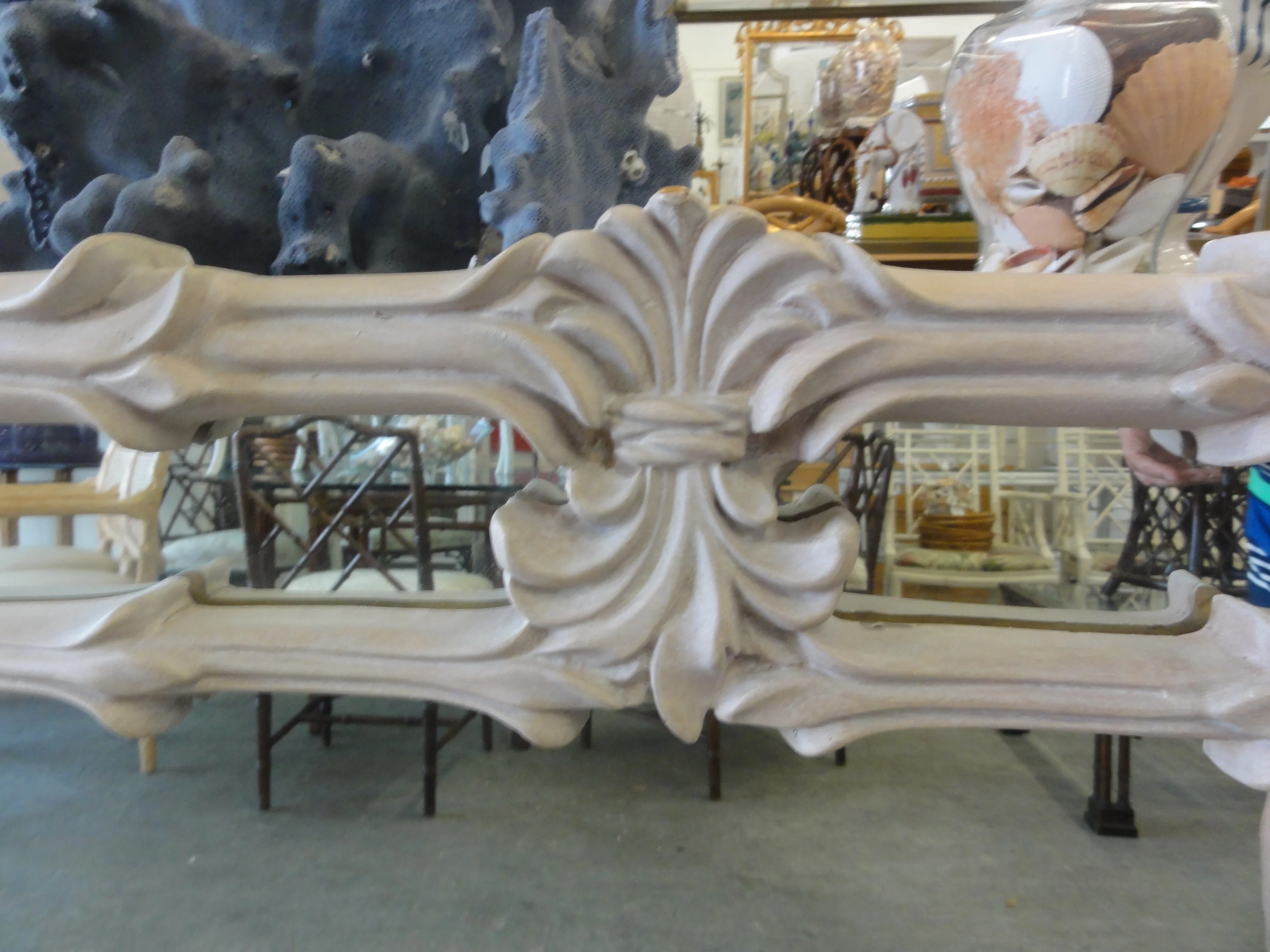Fluer De Lis Hollywood Regency Mirror - Image 3