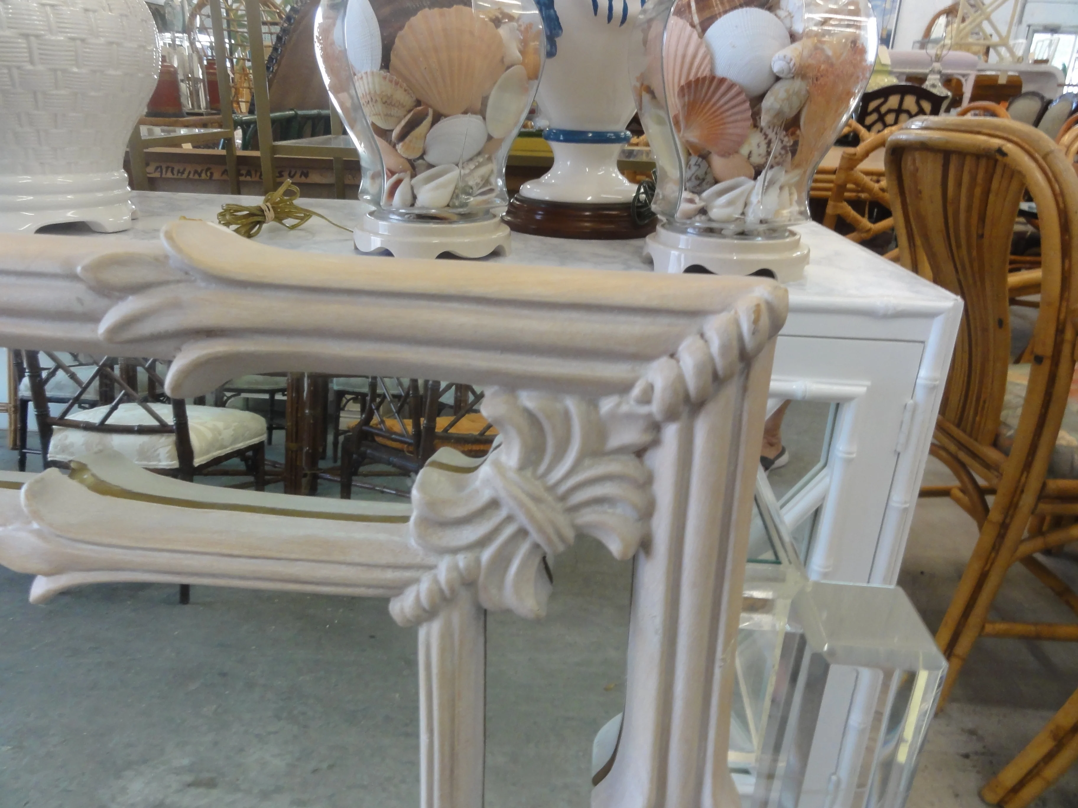 Fluer De Lis Hollywood Regency Mirror - Image 4