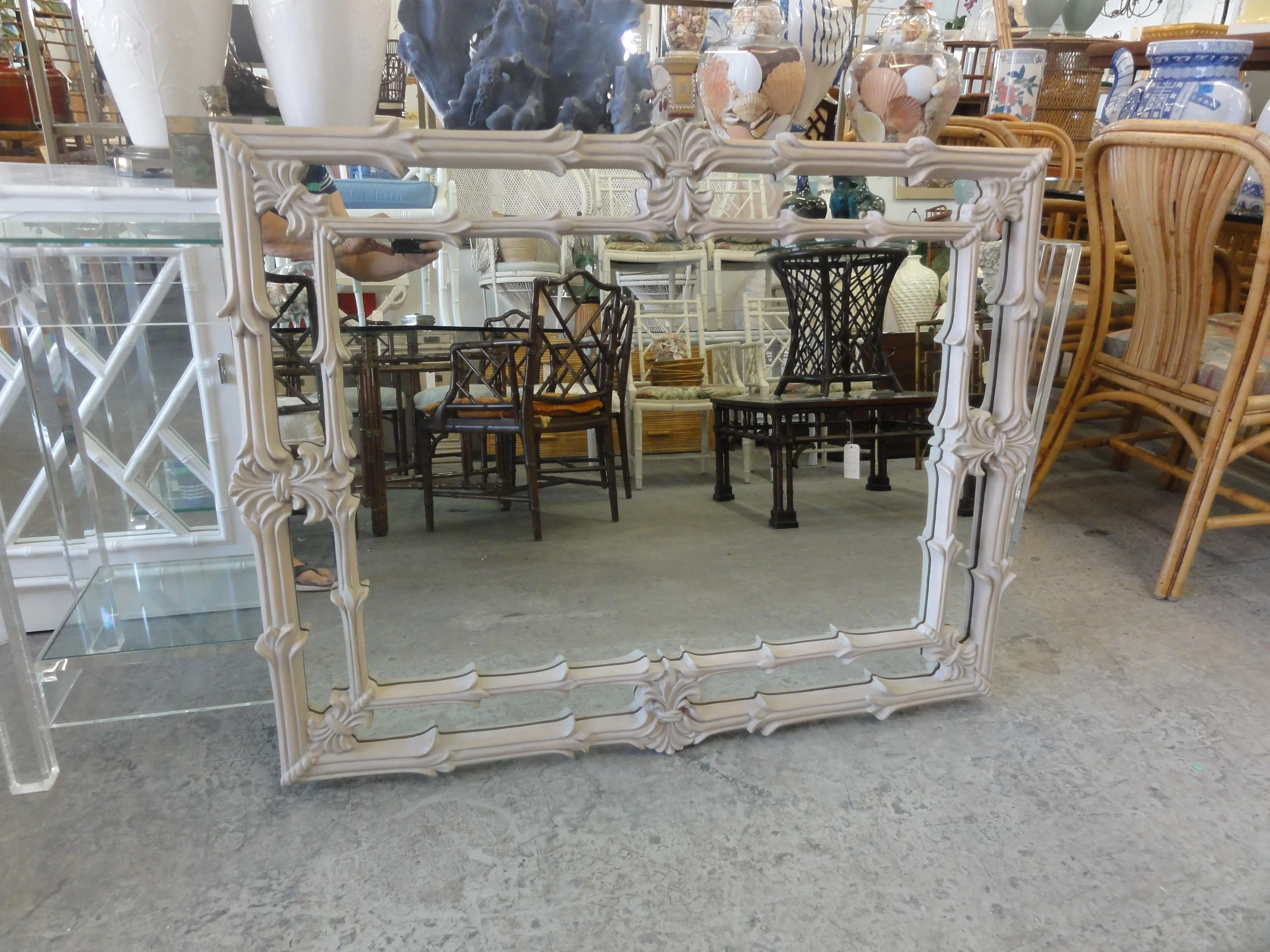 Fluer De Lis Hollywood Regency Mirror - Image 5
