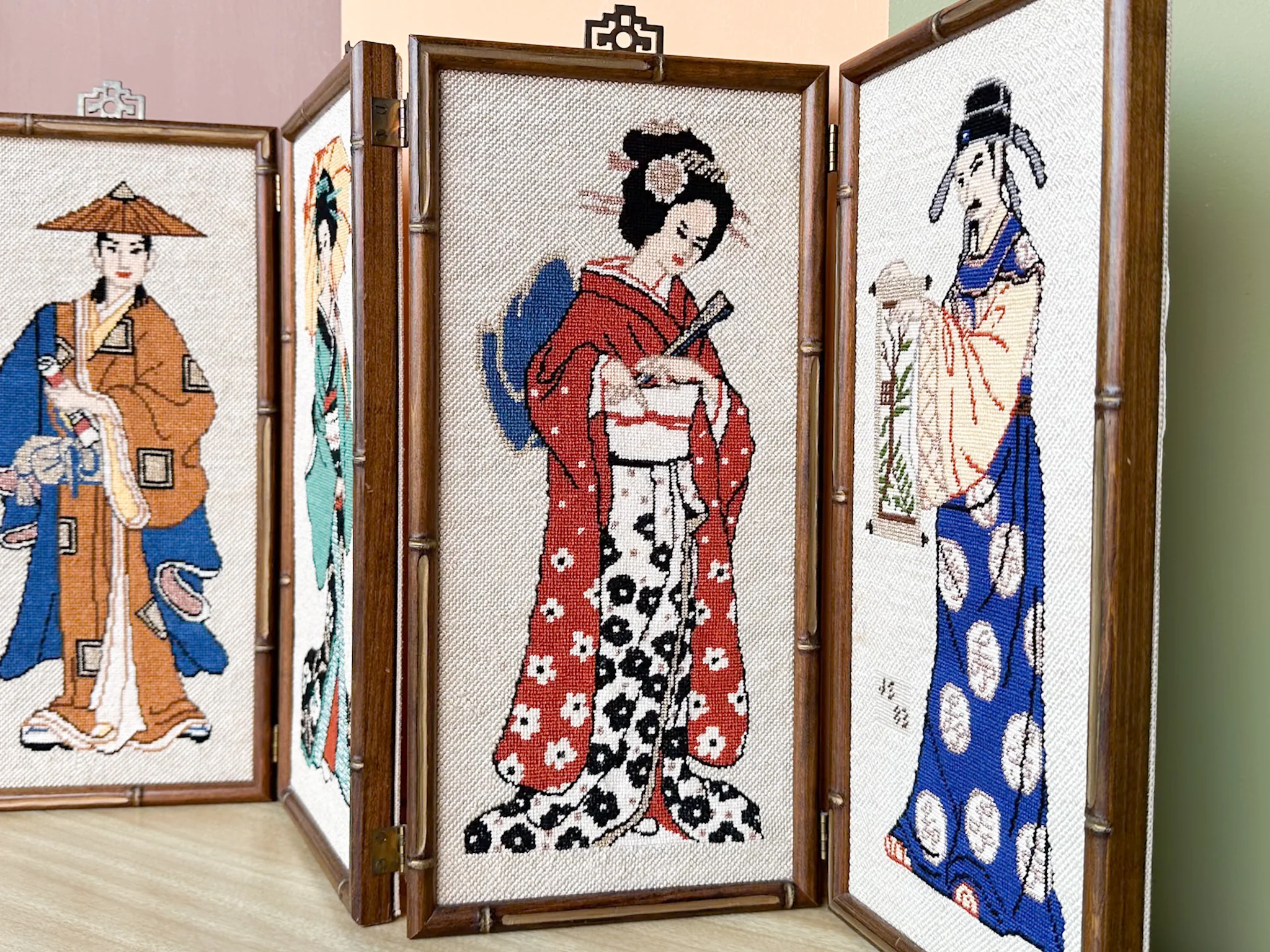 Geisha Needlepoint Folding Art - Image 3