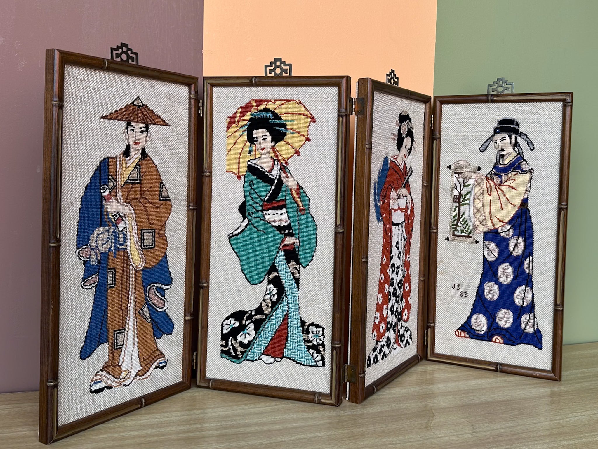 Geisha Needlepoint Folding Art - Image 5