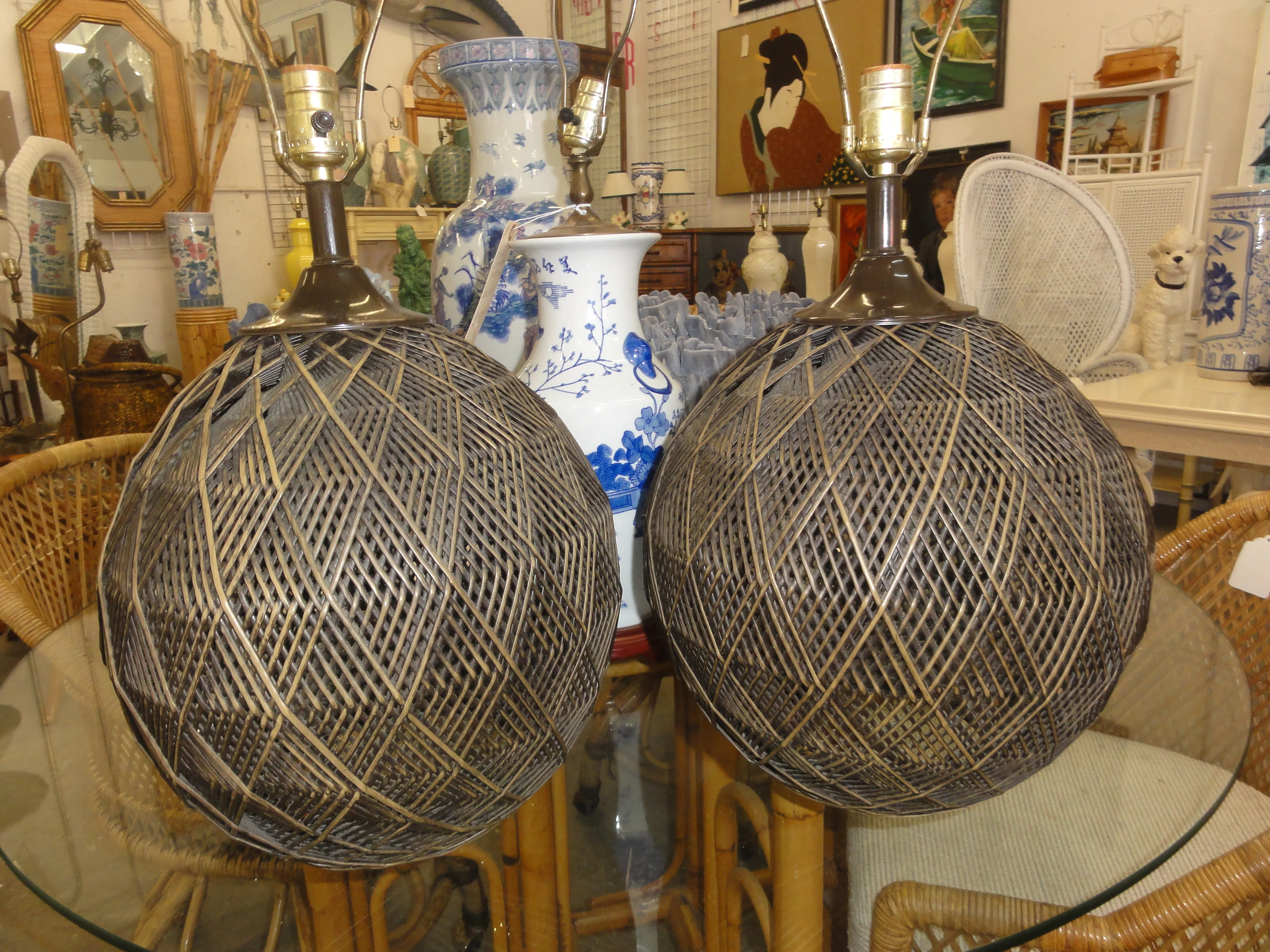 Geometric Web Spun Lamps - Image 3