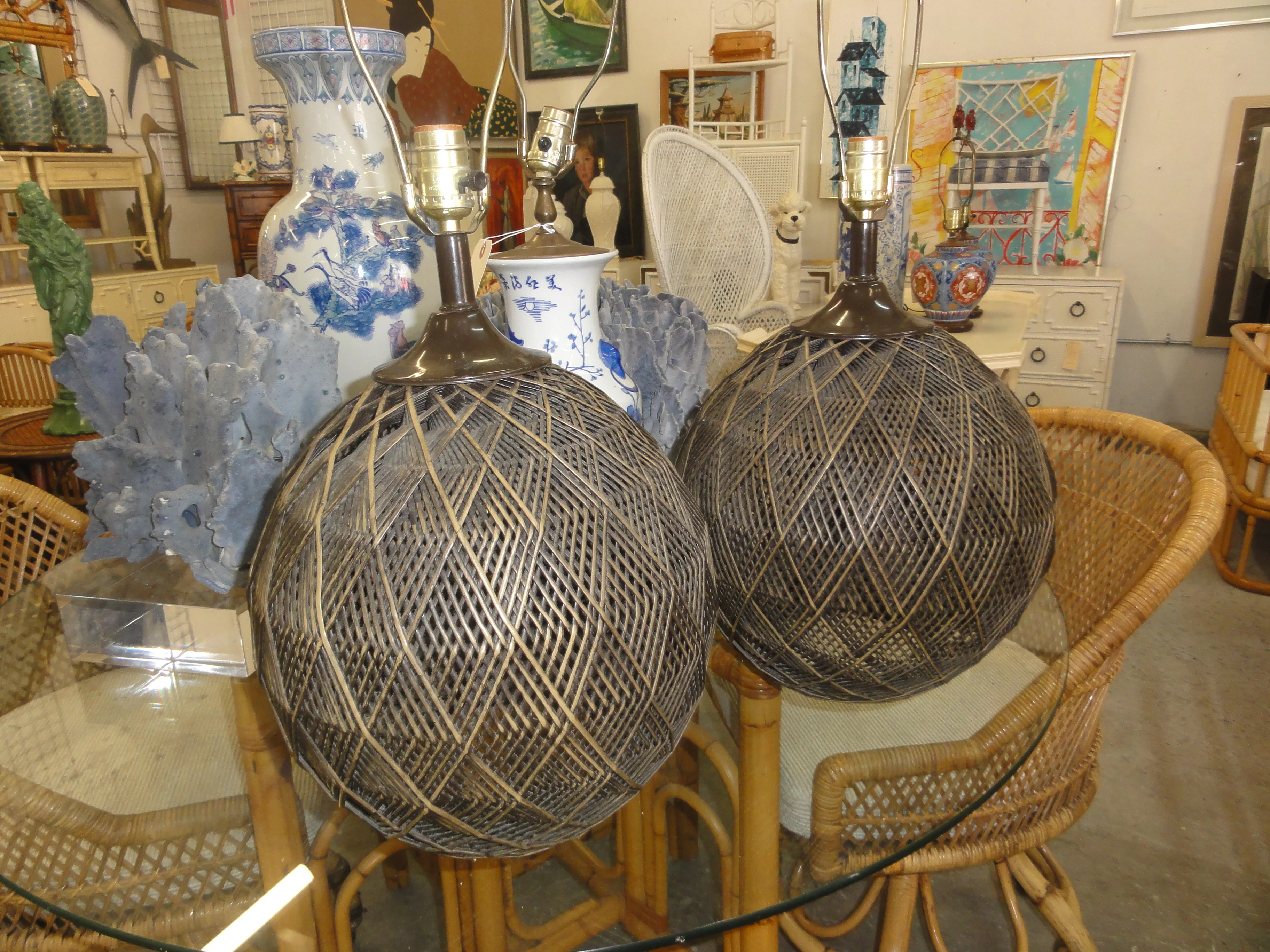 Geometric Web Spun Lamps - Image 4