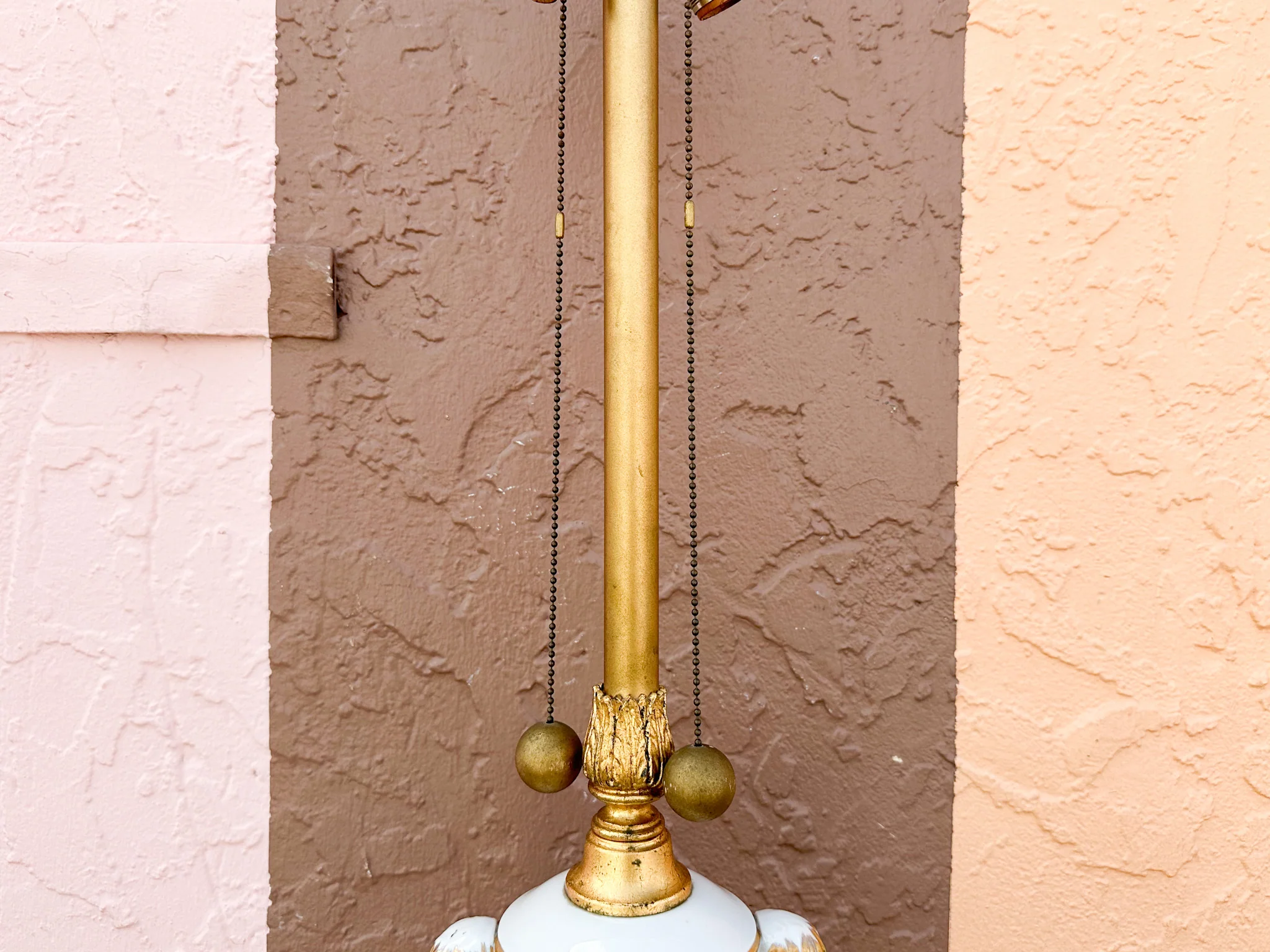 Giant Swag Urn Lamp - Image 4