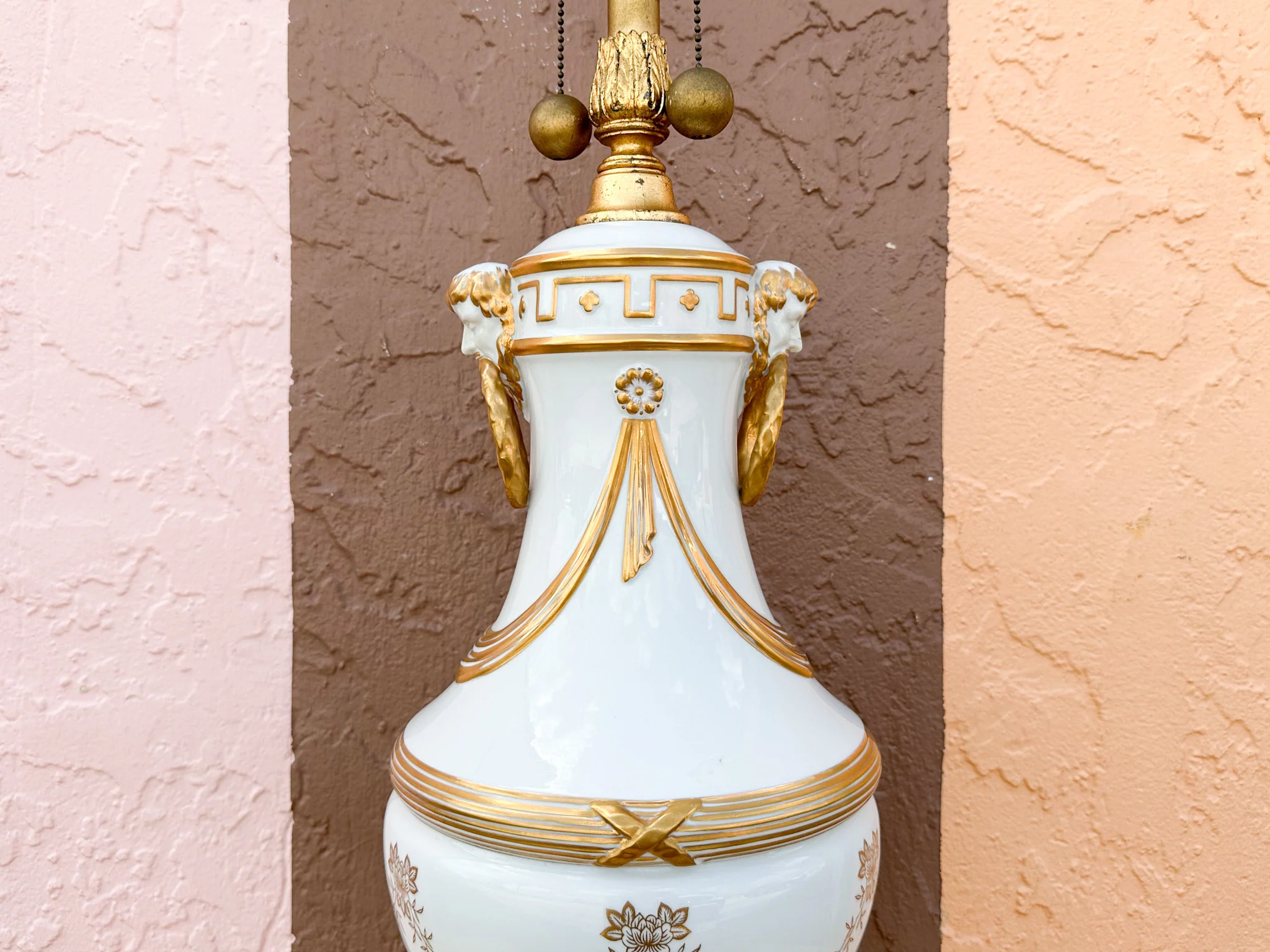 Giant Swag Urn Lamp - Image 5