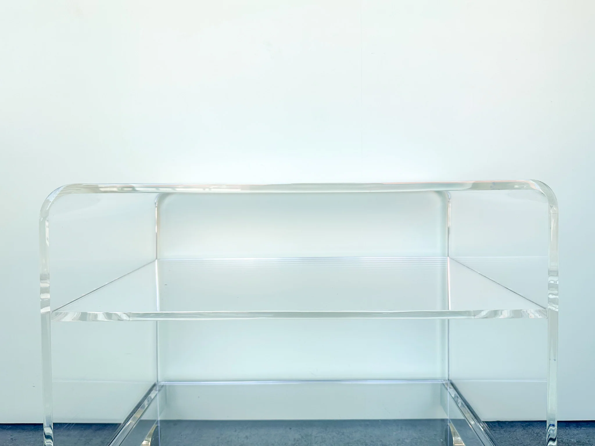 Glam Lucite Waterfall Cart - Image 4