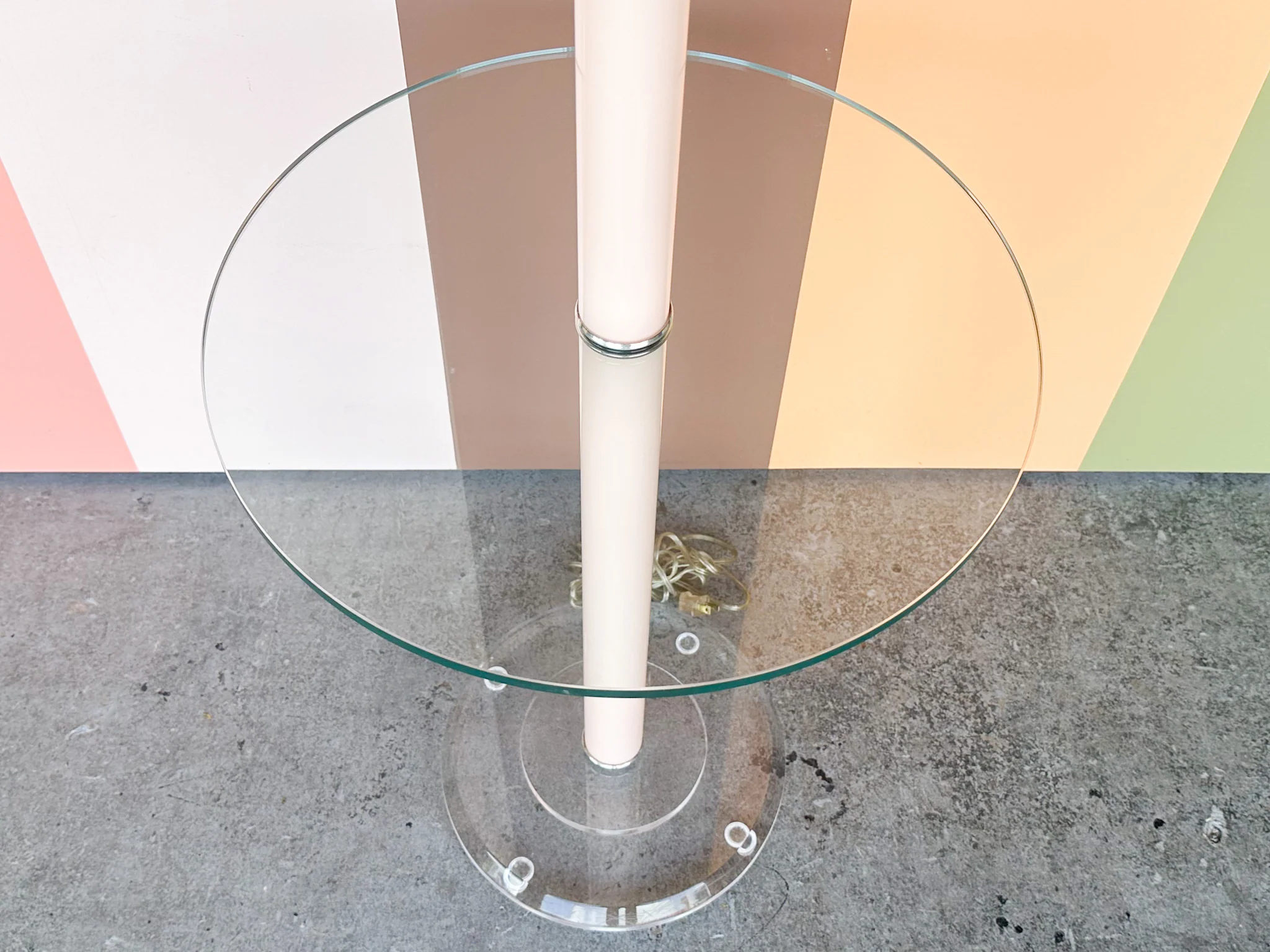 Glam Pink and Lucite Table Lamp - Image 7