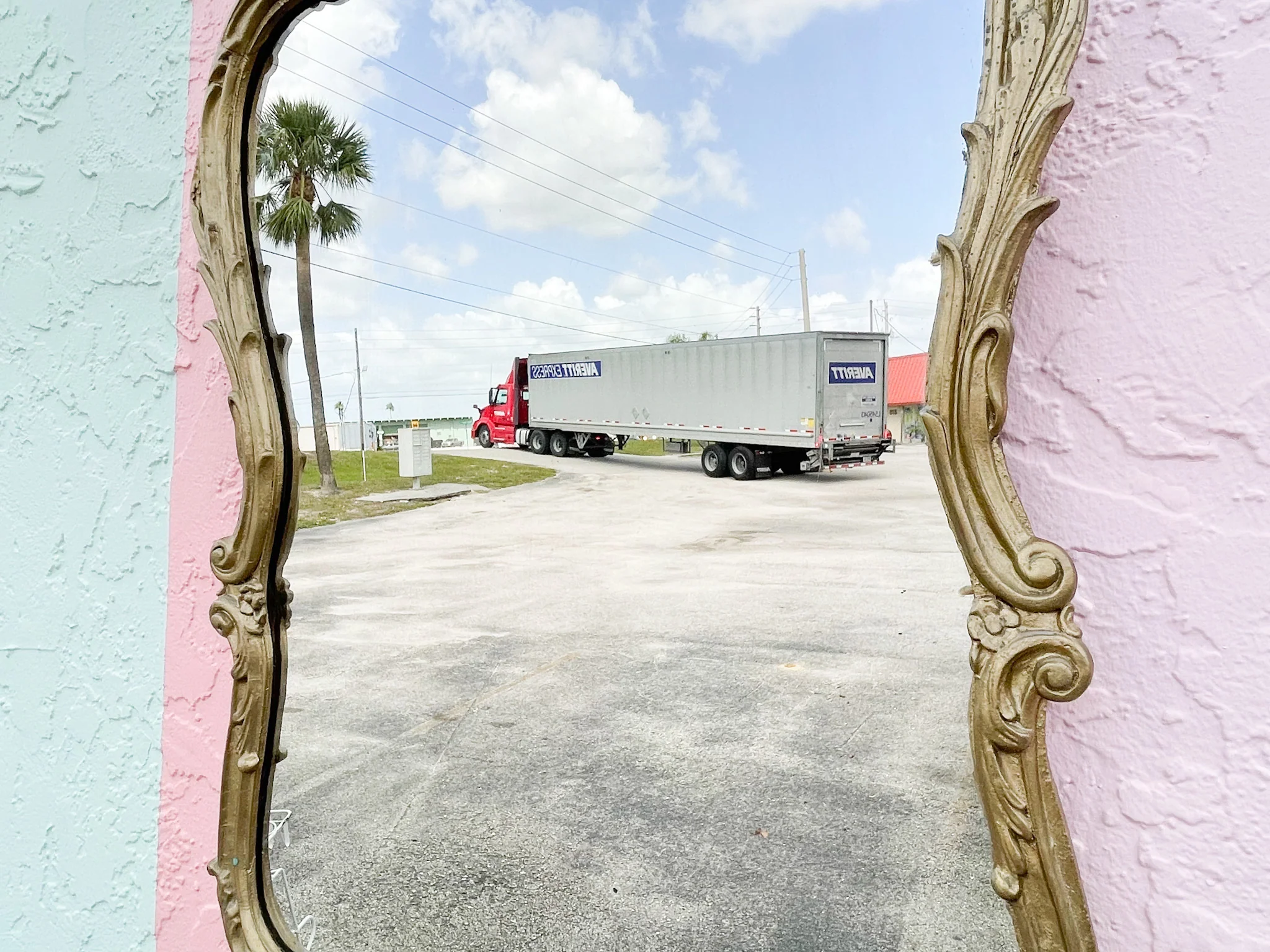 Gold Gilt Italian Mirror - Image 3
