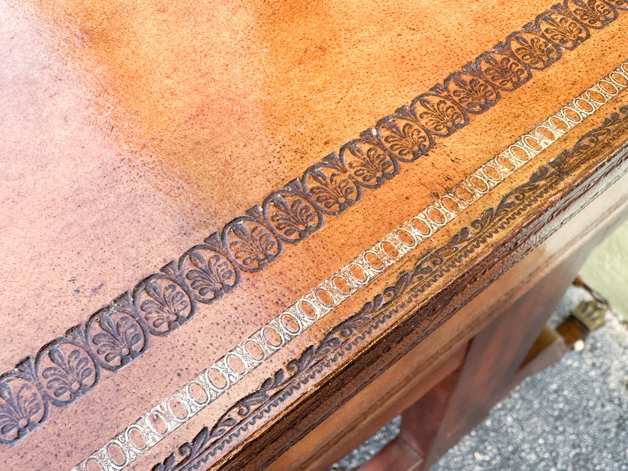 Handsome Leather Backgammon Table - Image 10