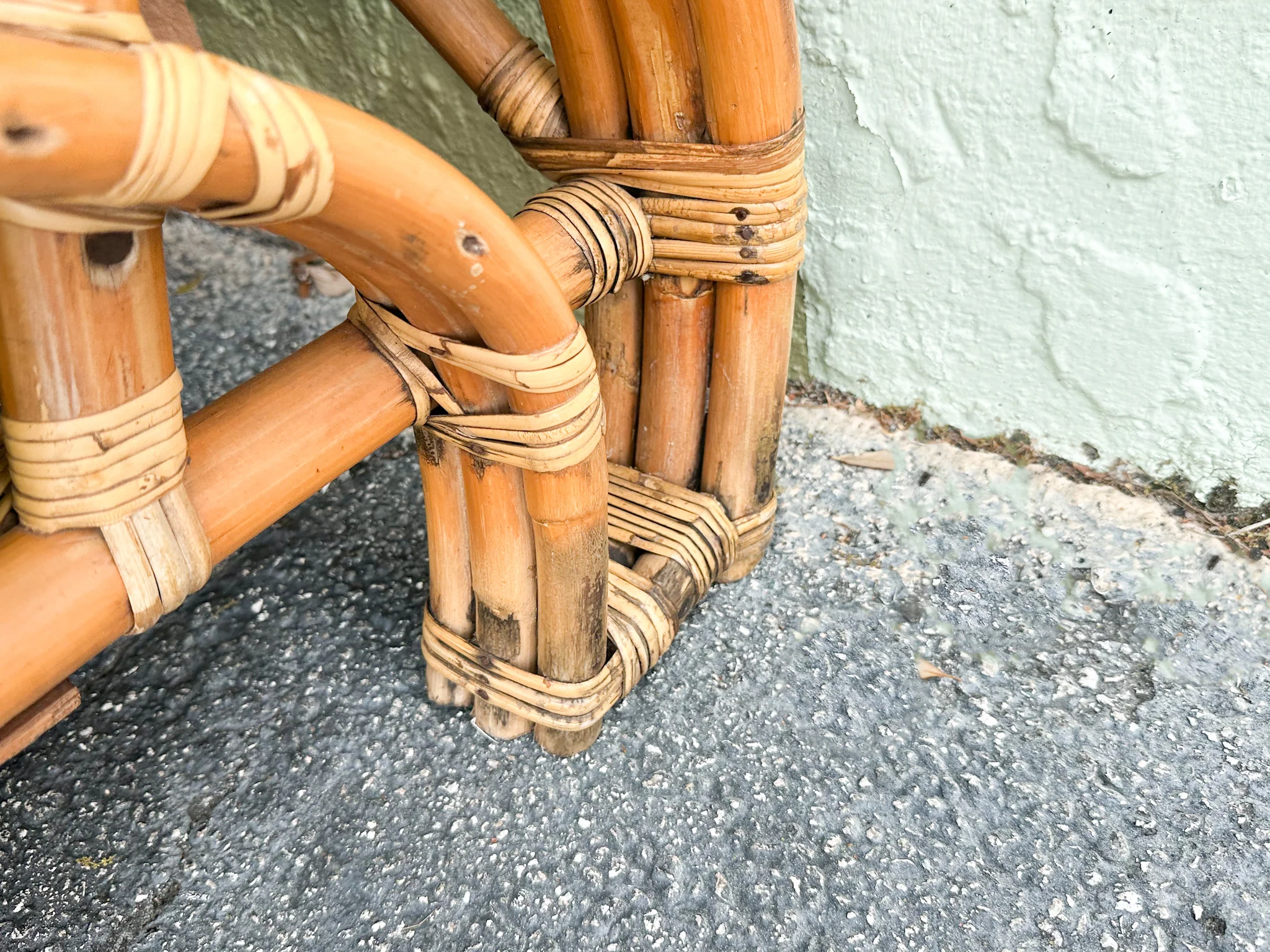 Horseshoe Style Rattan Sofa - Image 7