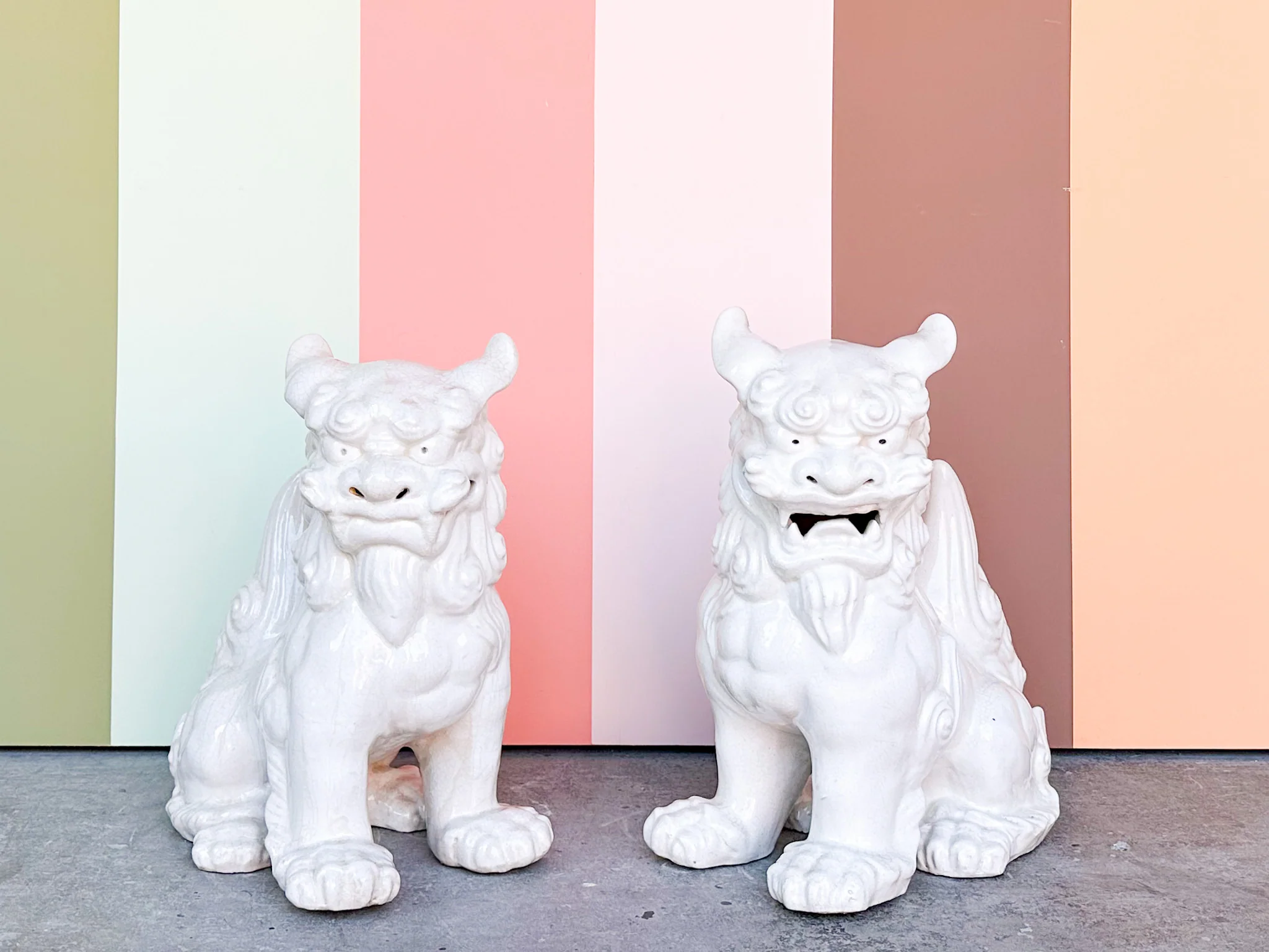 Pair of Huge Chinoiserie Chic Foo Dogs - Image 2
